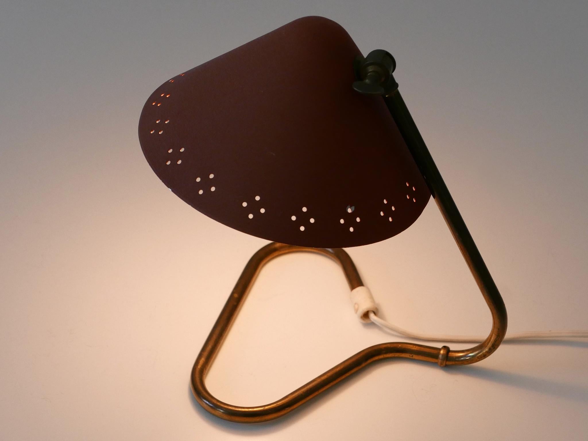 Lampe de table en laiton du milieu du siècle par Erik Wärnå pour Gnosjö Suède années 1950 en vente 7
