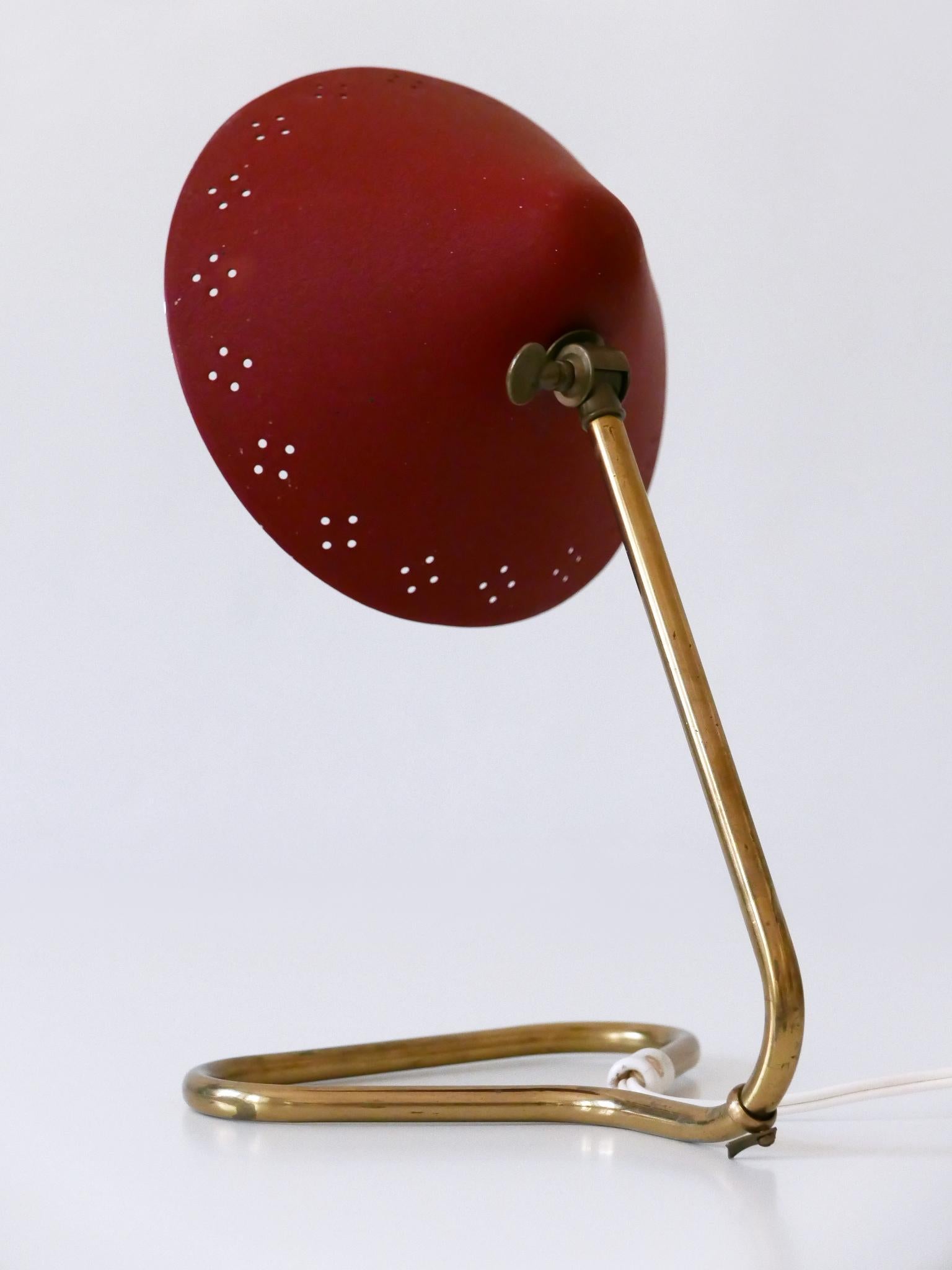 Suédois Lampe de table en laiton du milieu du siècle par Erik Wärnå pour Gnosjö Suède années 1950 en vente