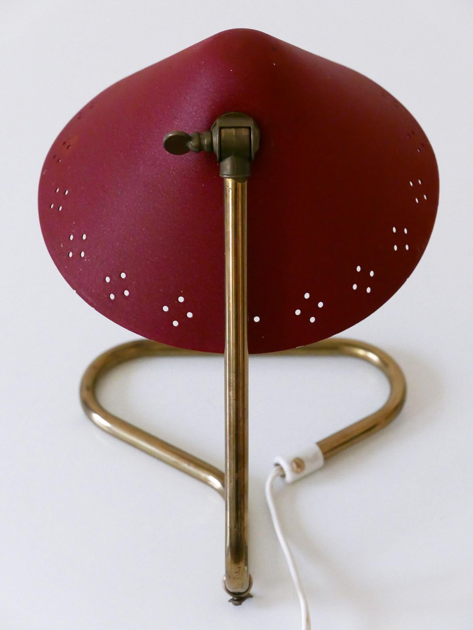 Laiton Lampe de table en laiton du milieu du siècle par Erik Wärnå pour Gnosjö Suède années 1950 en vente