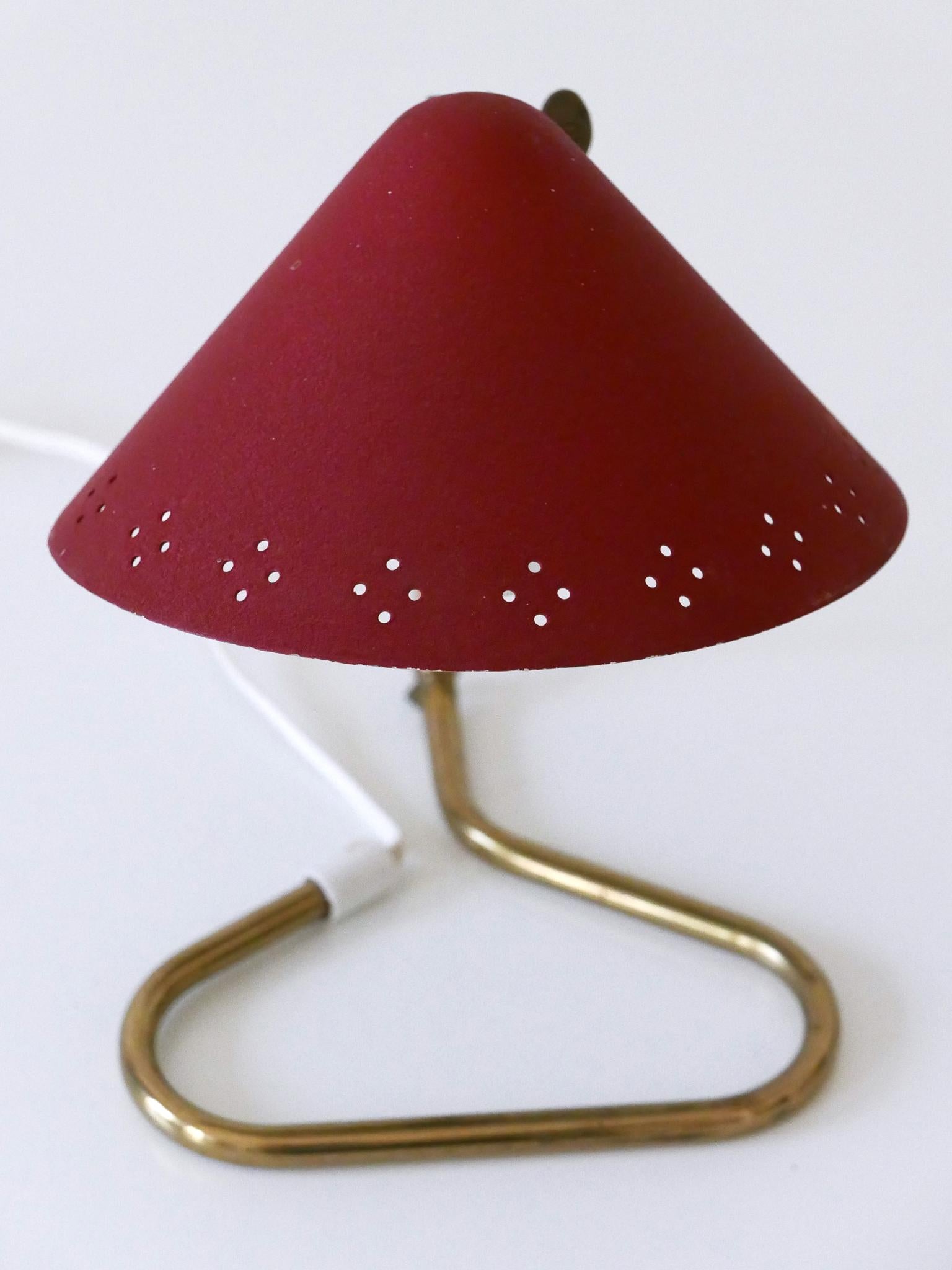 Lampe de table en laiton du milieu du siècle par Erik Wärnå pour Gnosjö Suède années 1950 en vente 1