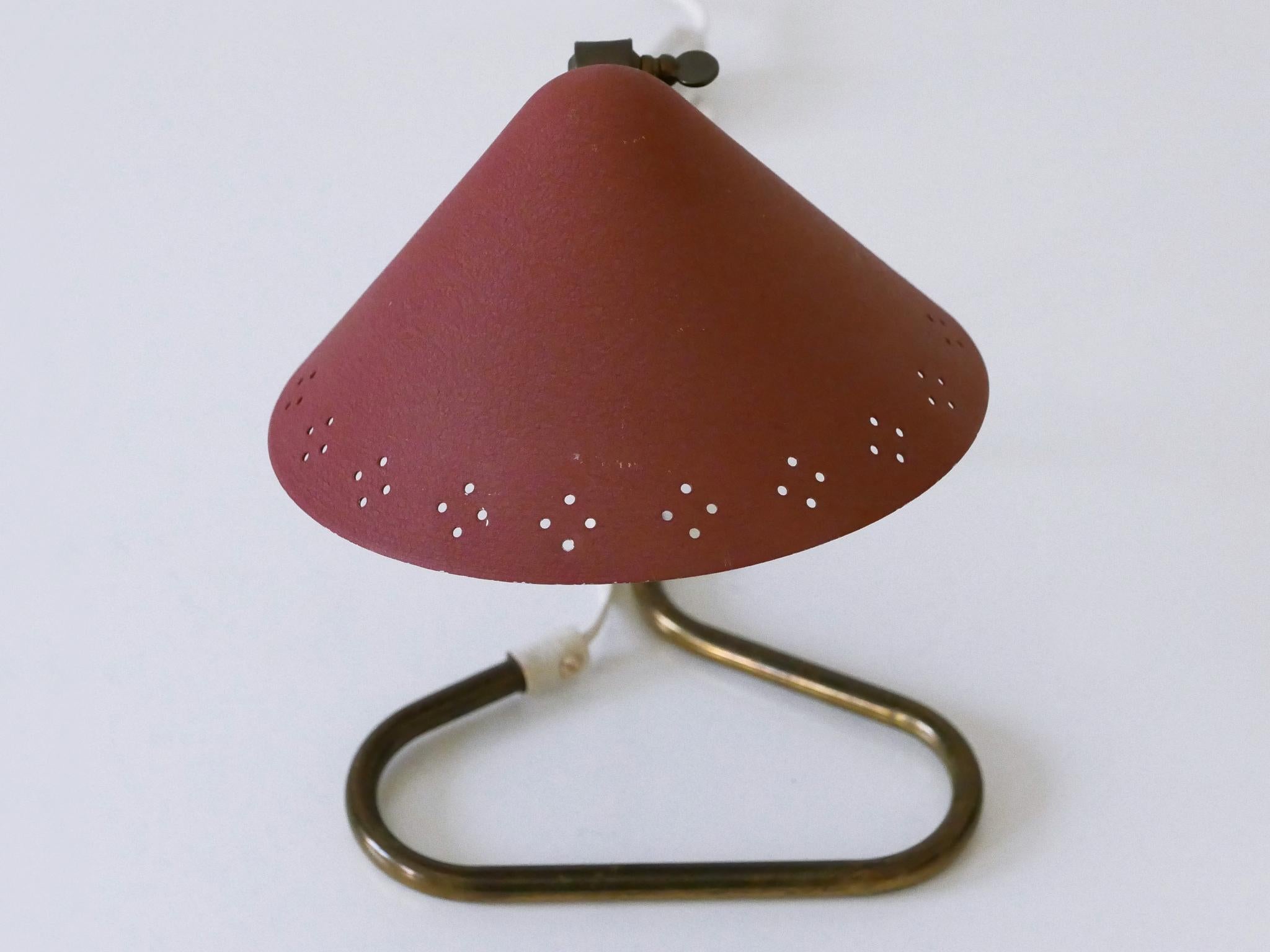 Lampe de table en laiton du milieu du siècle par Erik Wärnå pour Gnosjö Suède années 1950 en vente 1