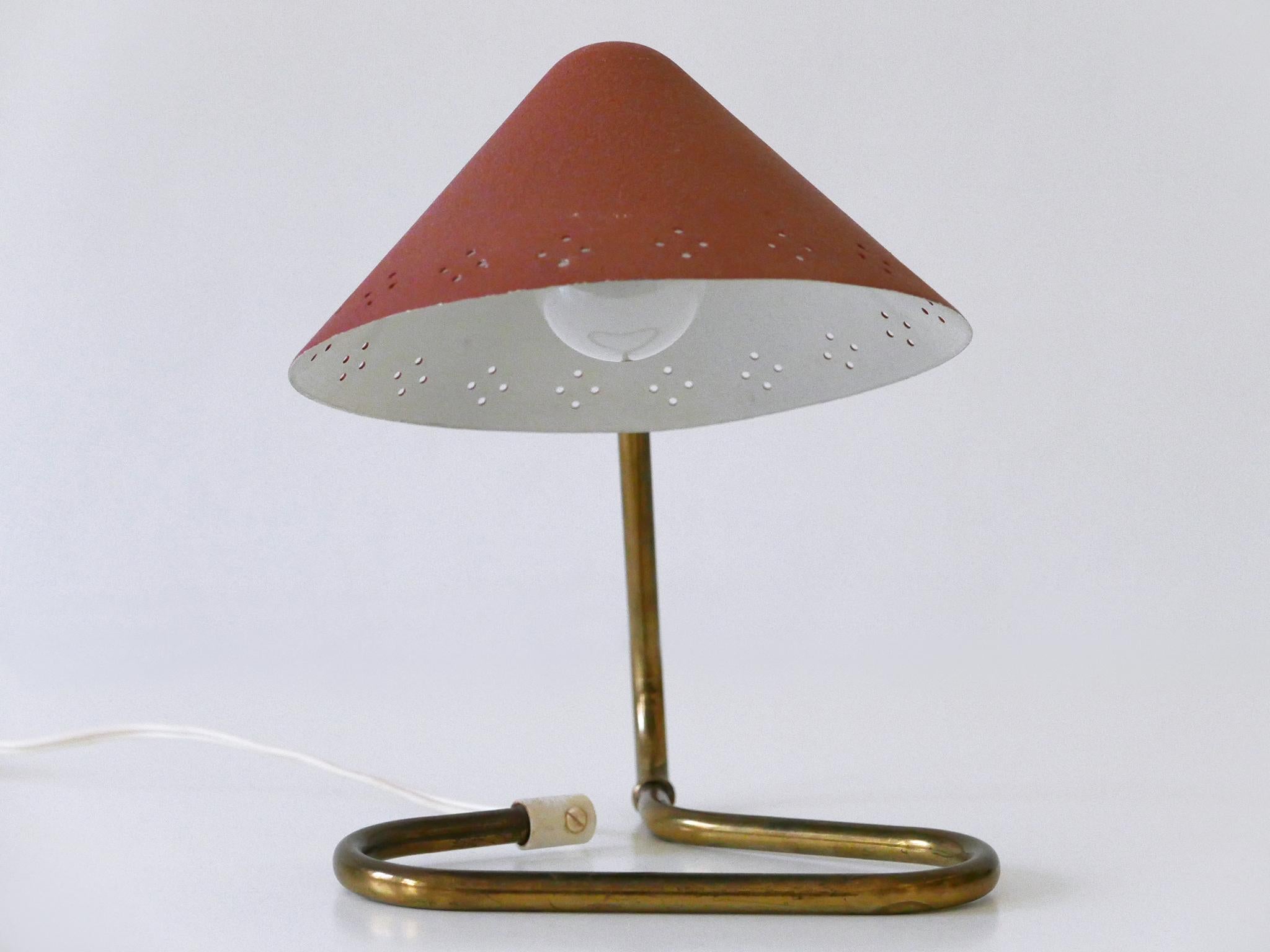 Lampe de table en laiton du milieu du siècle par Erik Wärnå pour Gnosjö Suède années 1950 en vente 2