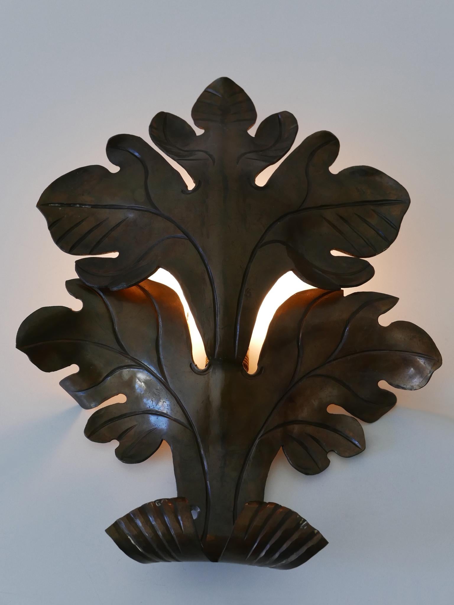 Ottone Graziosa lampada da parete o sconce in ottone a foglie di Oak della metà del secolo scorso, Germania 1960 in vendita
