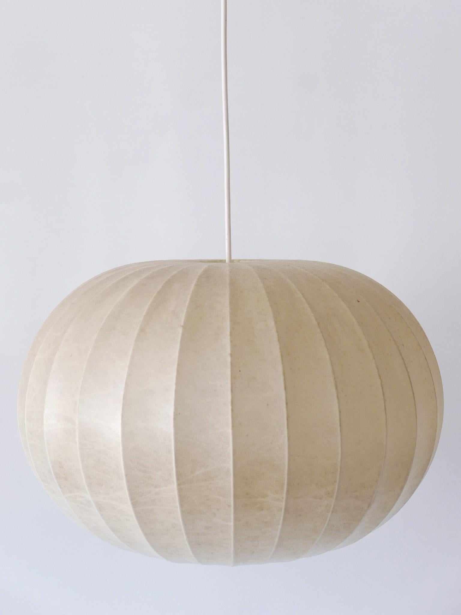 Lovely Midcentury Modern Cocoon Pendant Lamp or Hanging Light Germany 1960s In Good Condition For Sale In Munich, DE