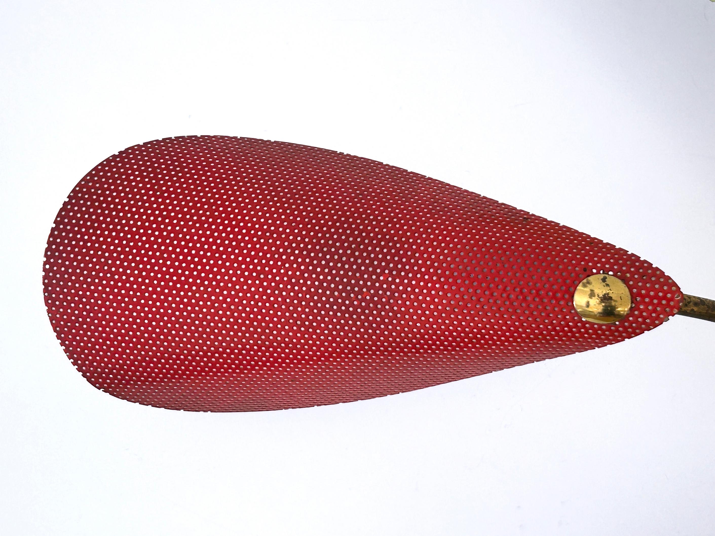 Bella lampada da soffitto in metallo traforato e ottone della metà del secolo scorso, Germania, anni '50 in vendita 9