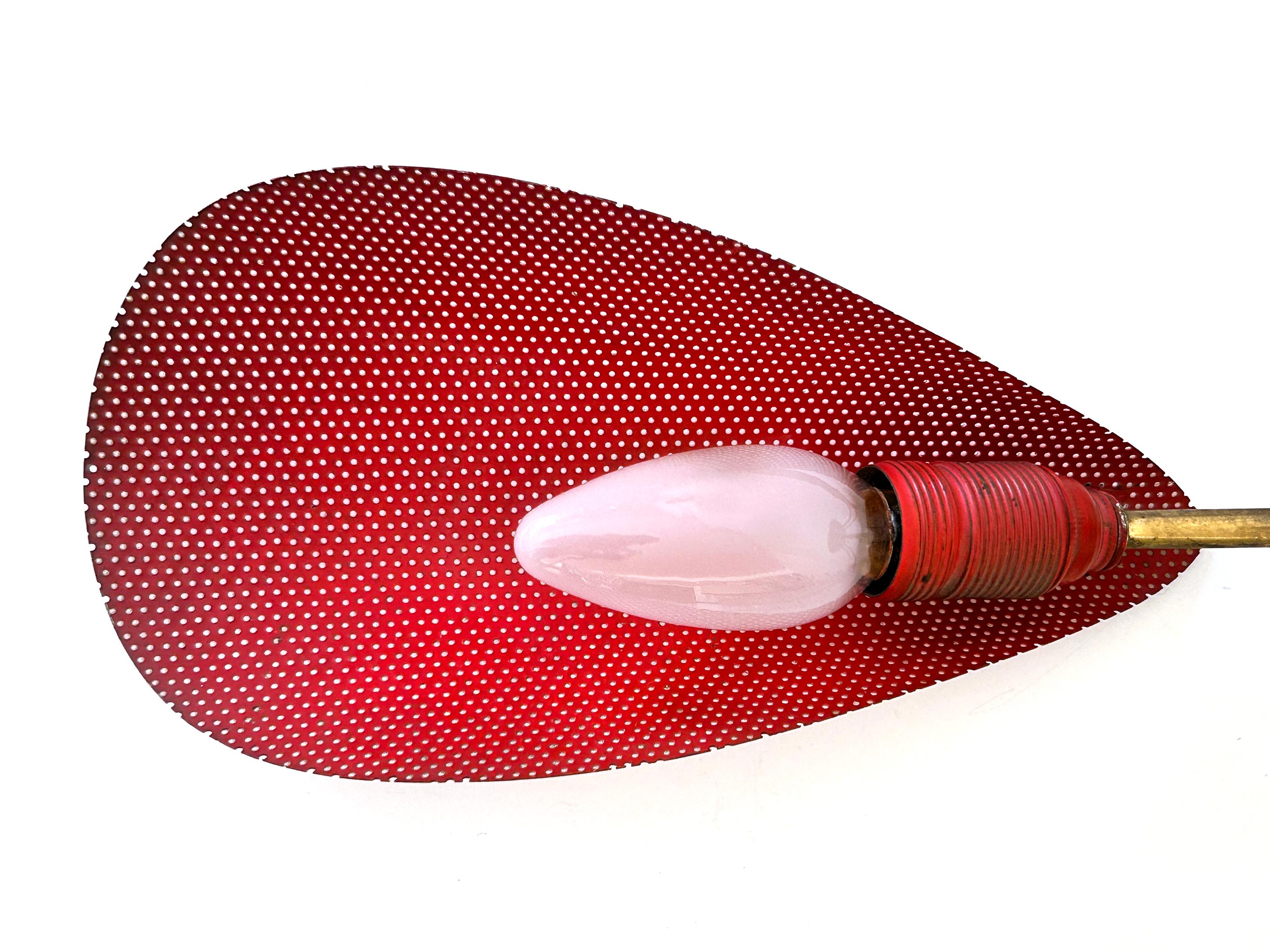 Bella lampada da soffitto in metallo traforato e ottone della metà del secolo scorso, Germania, anni '50 in vendita 10