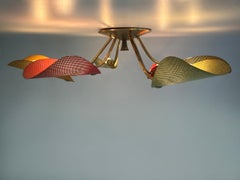 Preciosa Lámpara de Techo Moderna de Mitad de Siglo Metal Perforado y Latón Alemania Años 50