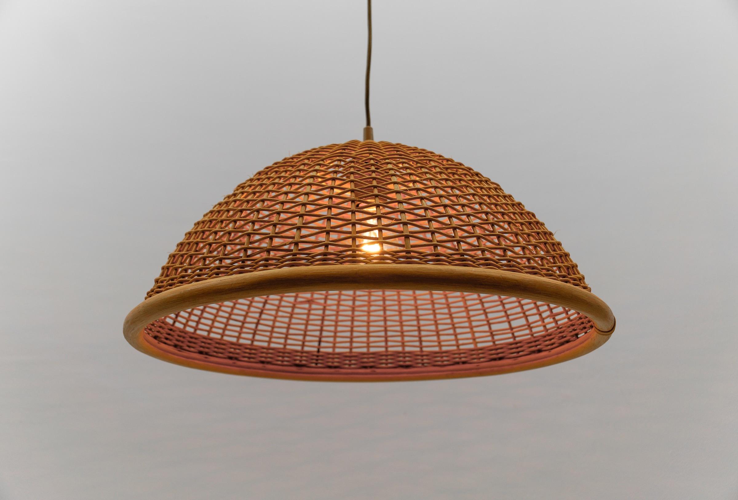 Italian Lovely Mid-Century Modern Rattan Wicker Pendant Light, 1960s Italy For Sale
