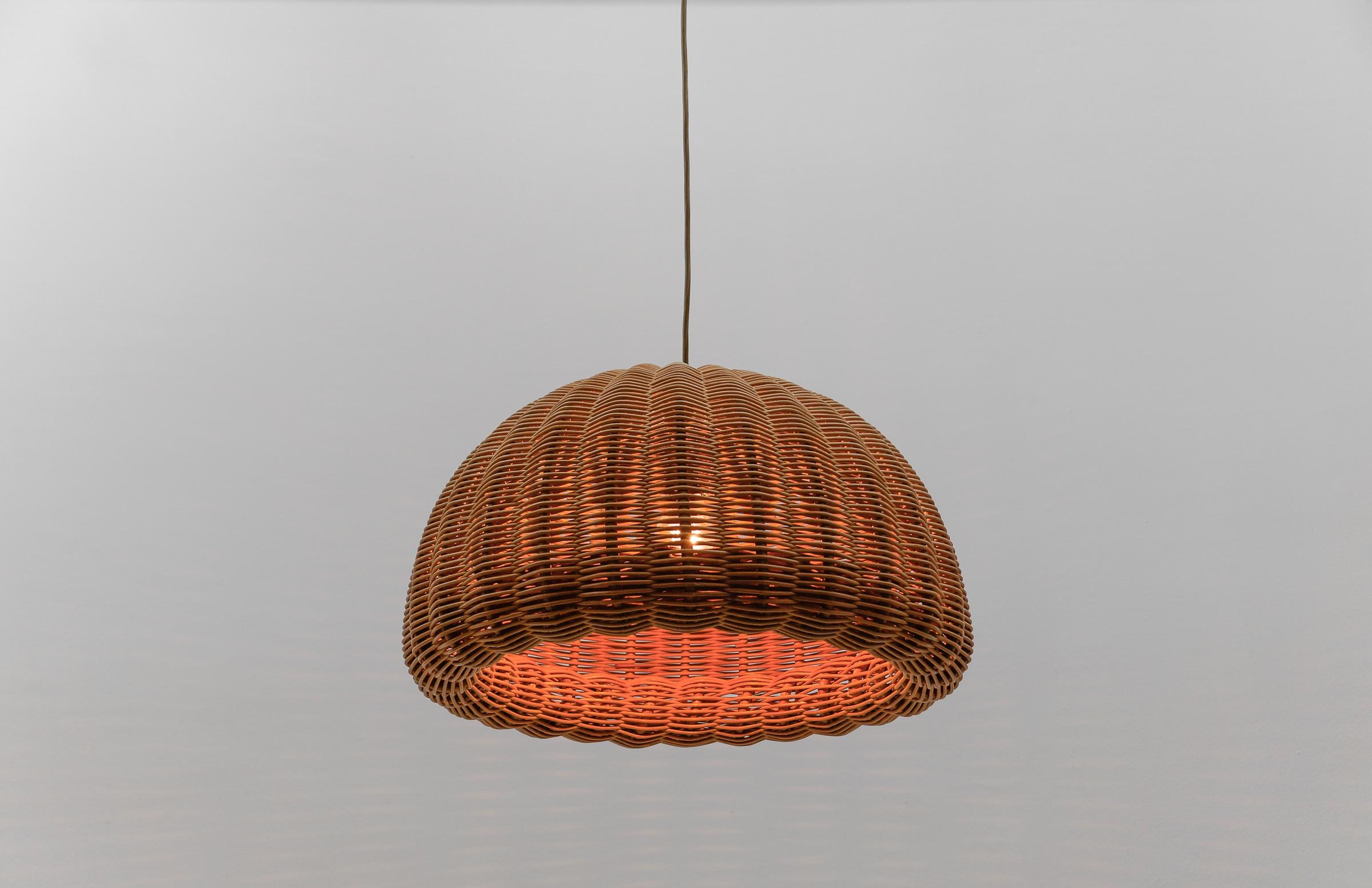Mid-20th Century Lovely Mid-Century Modern Rattan Wicker Pendant Light, 1960s Italy