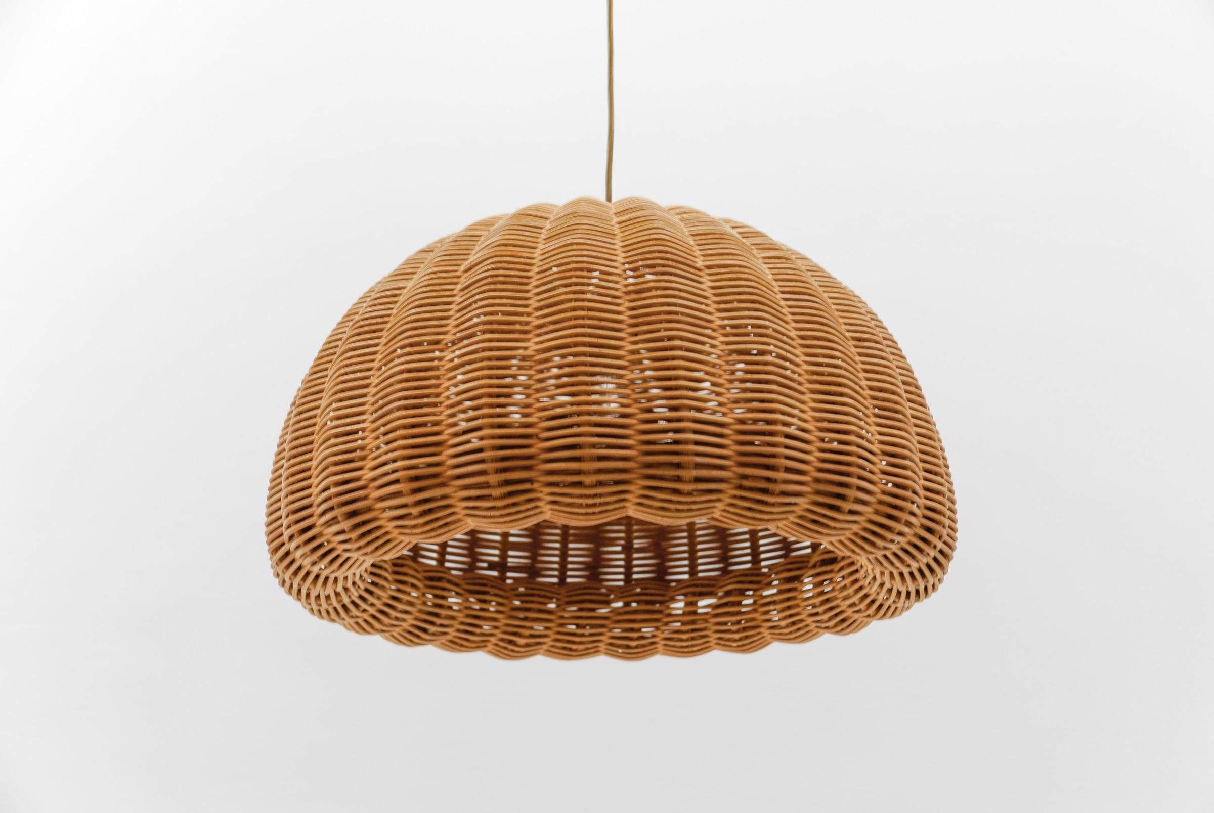 Lovely Mid-Century Modern Rattan Wicker Pendant Light, 1960s Italy 1
