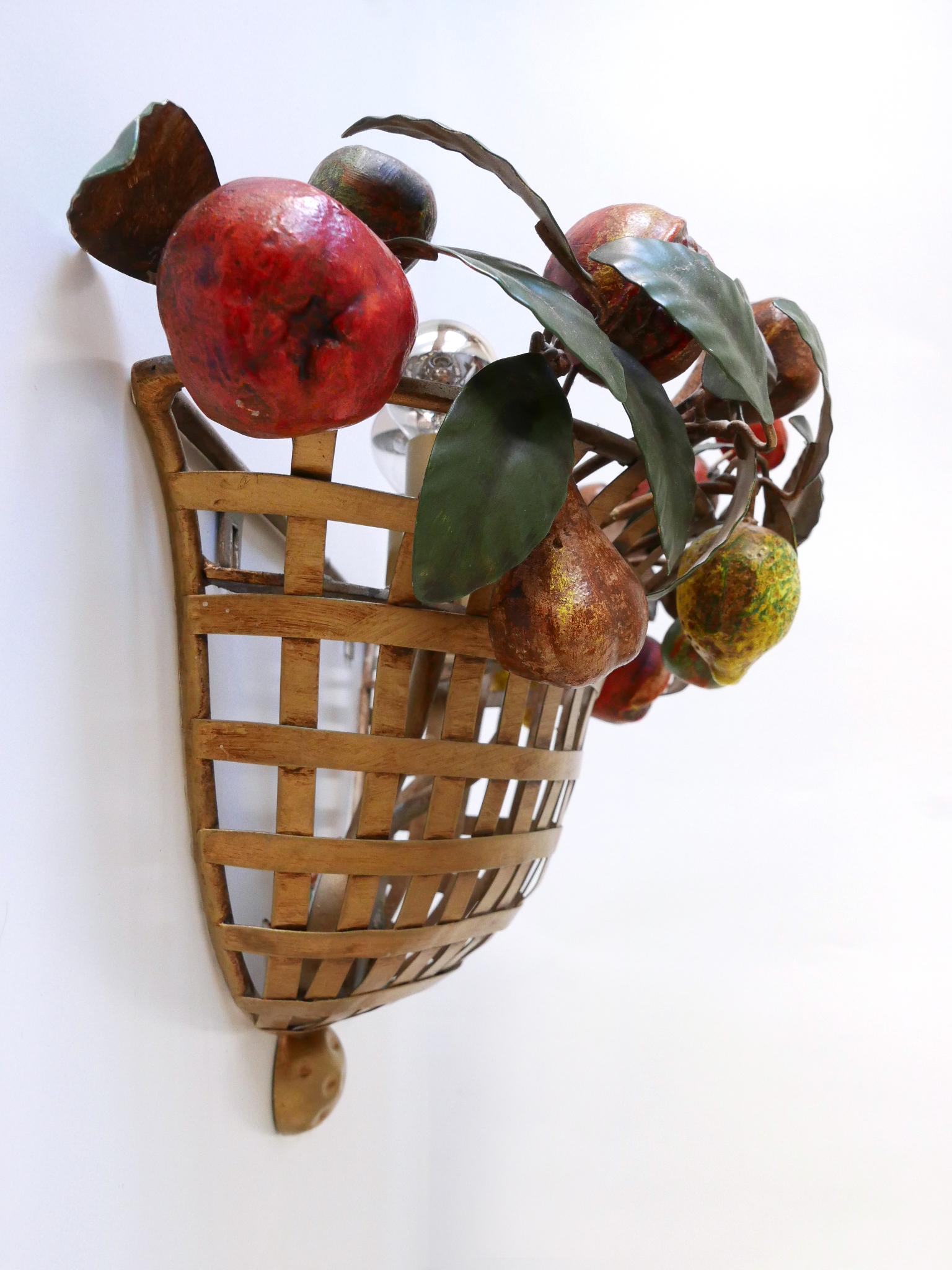 Lovely Mid-Century Modern Sconce Fruit Basket by Lucienne Monique Italy, 1960s For Sale 2