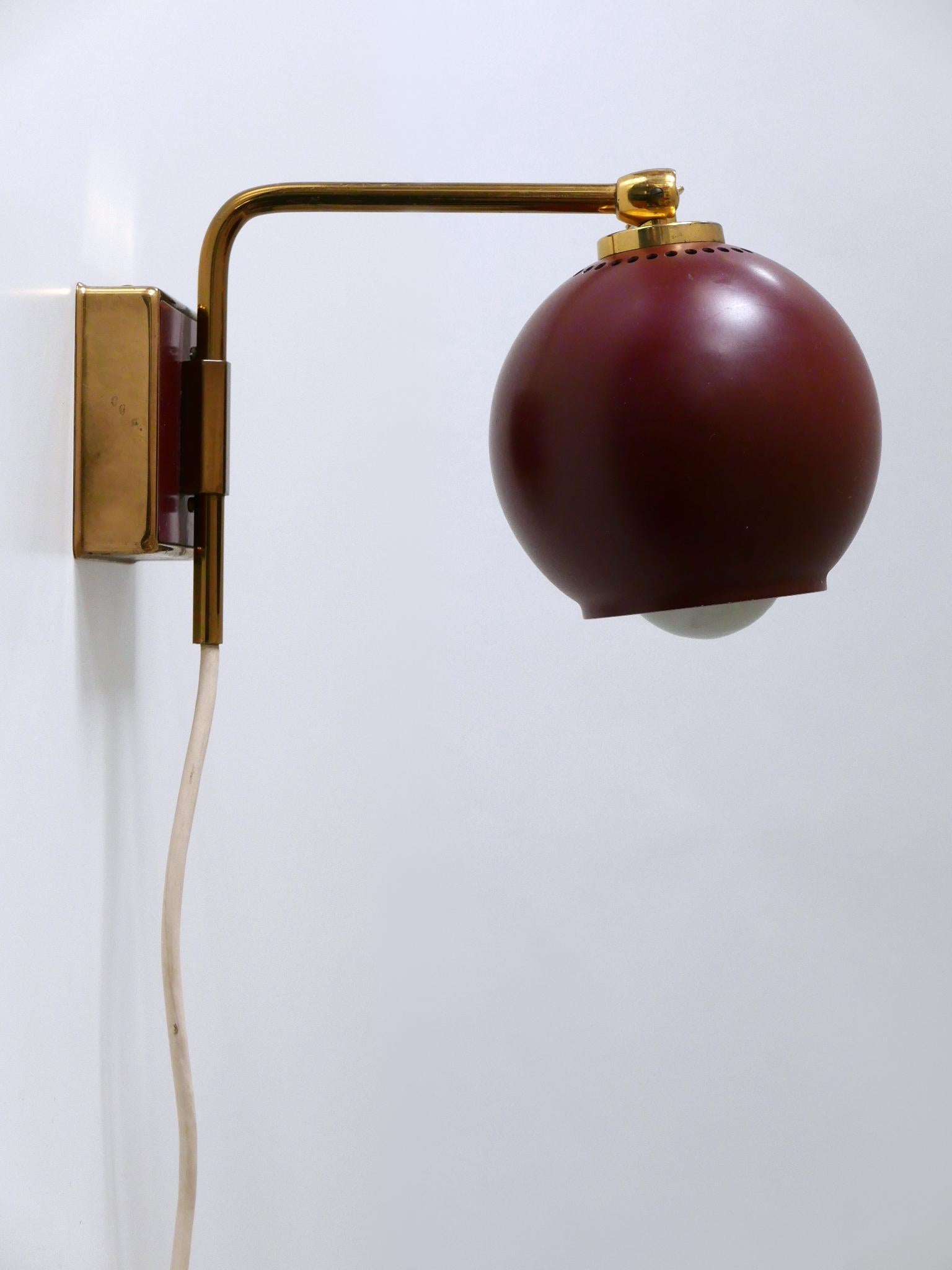 Mid-20th Century Lovely Mid Century Modern Sconce 'Poppy Capsule' by Paul Neuhaus Germany 1950s For Sale