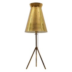 Charmante lampe de table en laiton de style moderne du milieu du siècle, années 1950