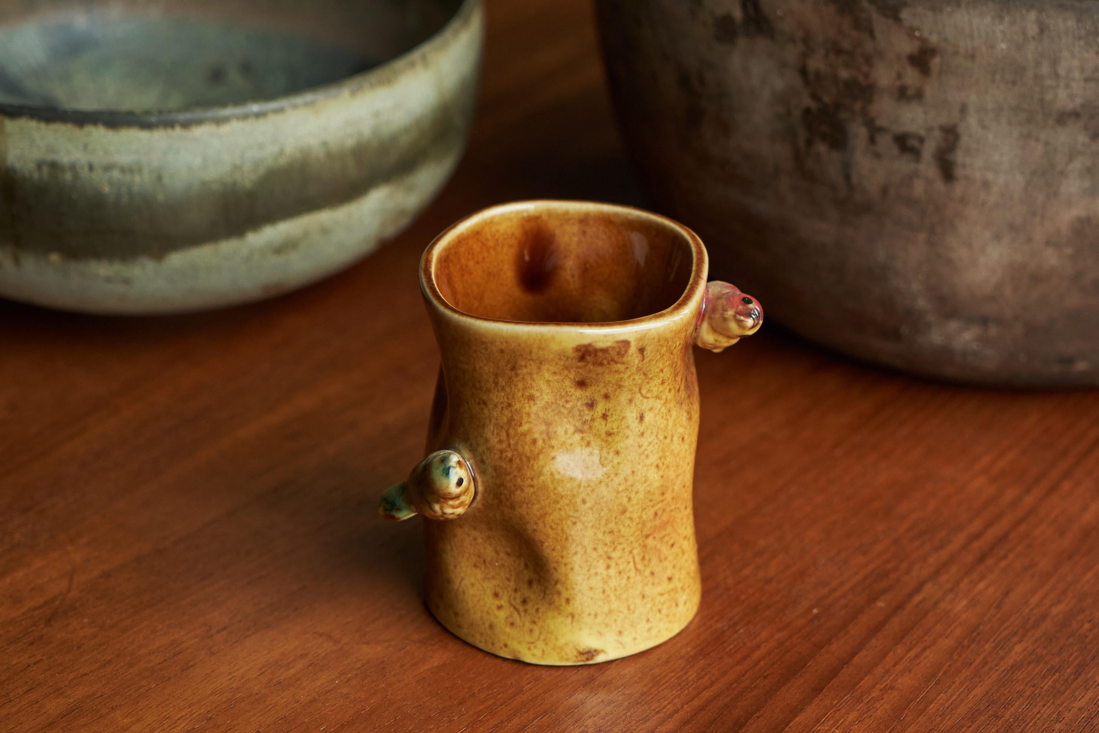 Vernissé Vase à oiseaux en Studio Pottery du milieu du siècle 1960 en vente
