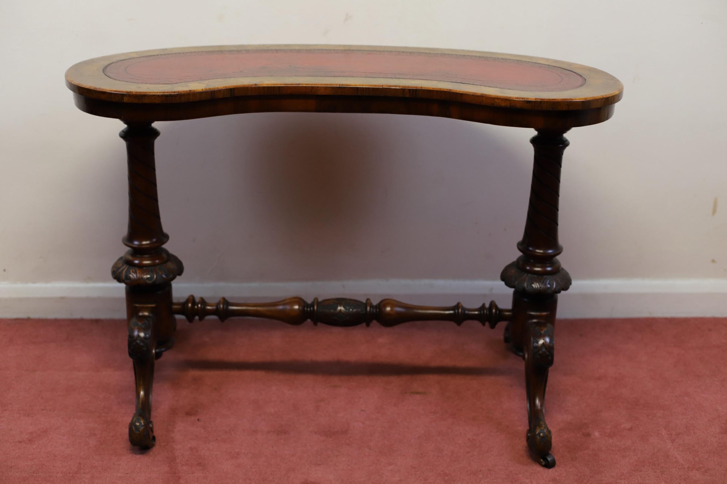 Hand-Crafted Lovely Mid-Victorian Burr Walnut Kidney Shaped Table  For Sale