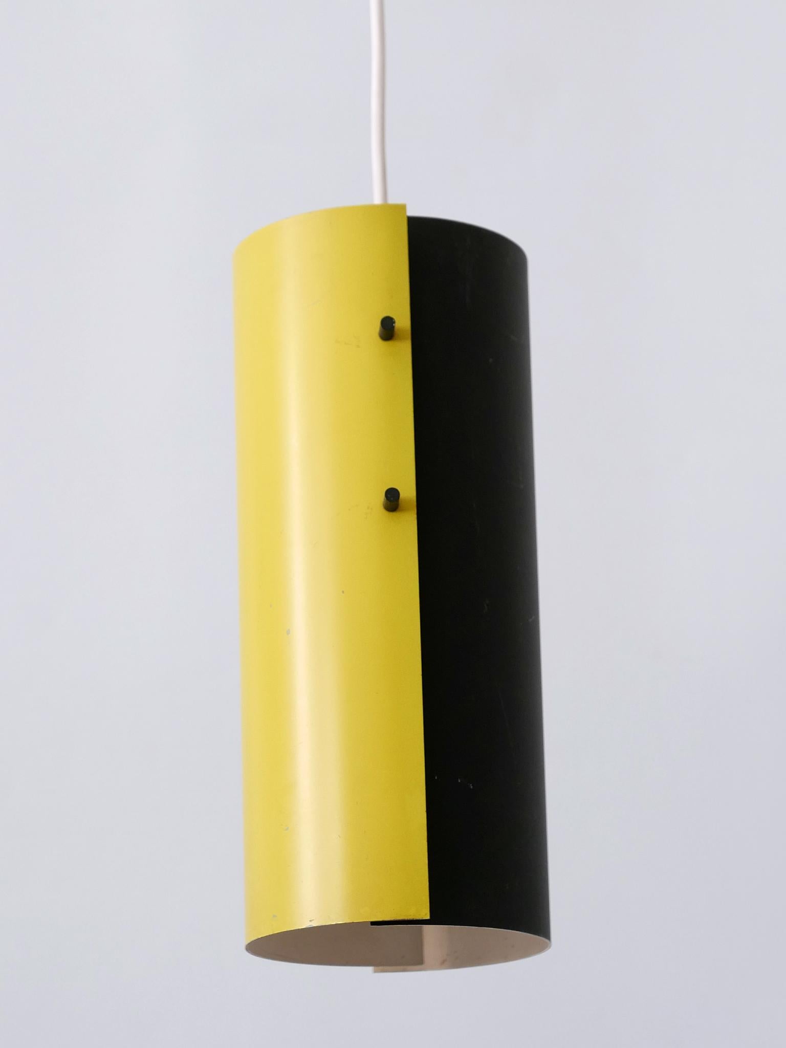 Lovely Midcentury Modern Bi-Color Pendant Lamps or Hanging Lights Germany 1960s For Sale 2