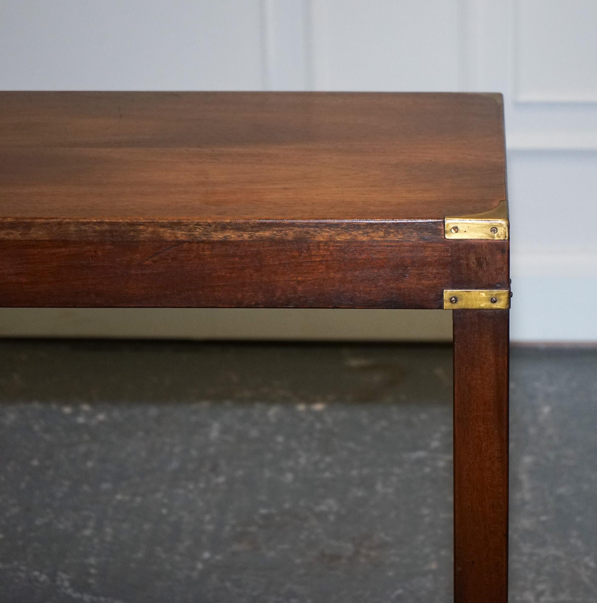 20th Century LOVELY MILITARY CAMPAIGN SERViNG TABLE CONSOLE TABLE KENNEDY FOR HARRODS LONDON For Sale