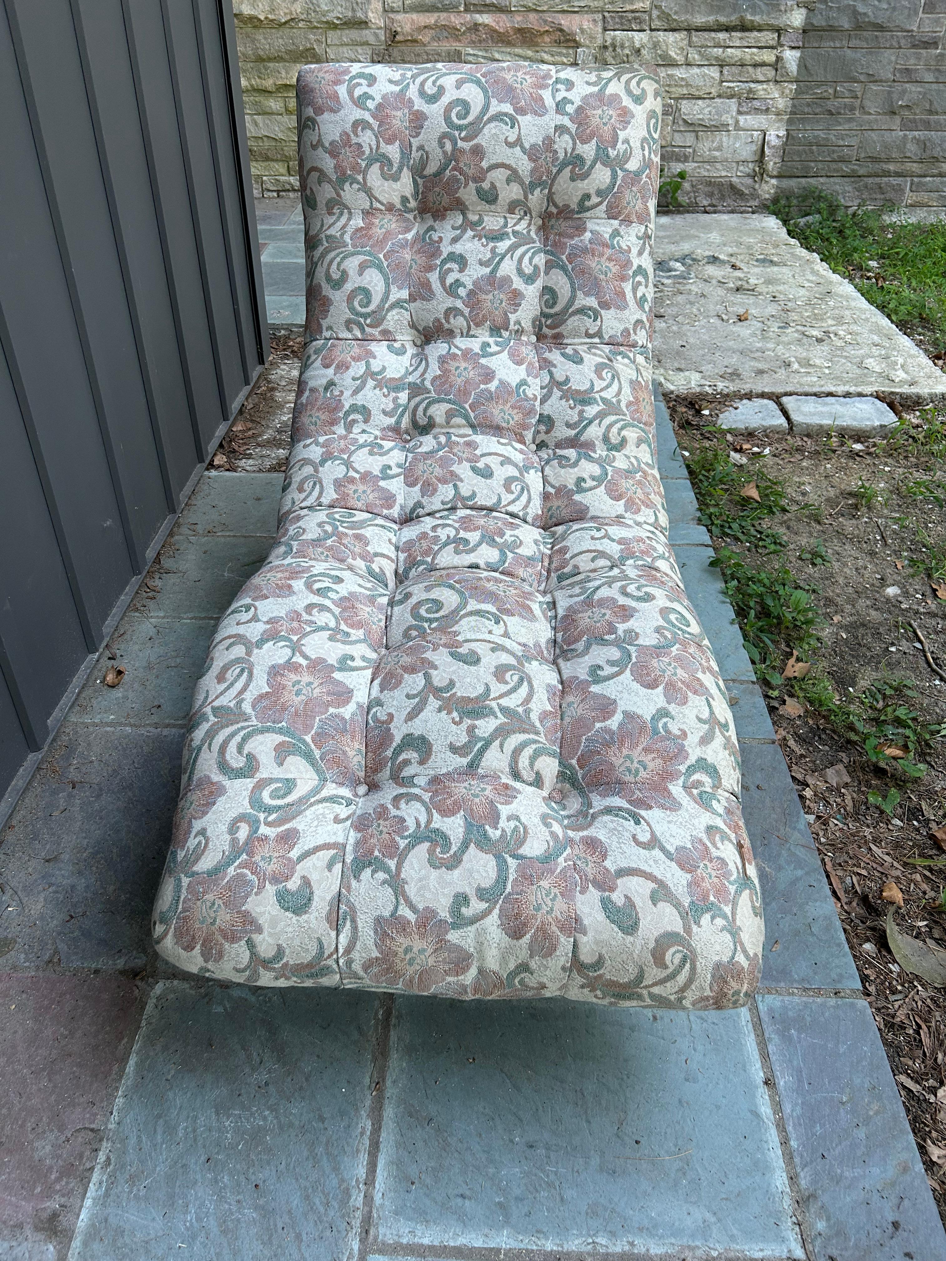 Precioso Chaise Longue Wave cromado estilo Milo Baughman Moderno de mediados de siglo finales del siglo XX en venta