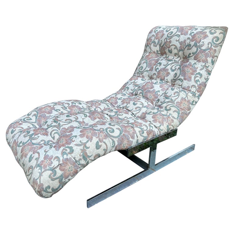 Lovely Milo Baughman style Chrome Wave Chaise Lounge Mid-Century