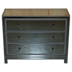 LOVELY MIRRORED CHEST OF DRAWERS IN THE ITALIAN VENETiAN STYLE 81CM TALL
