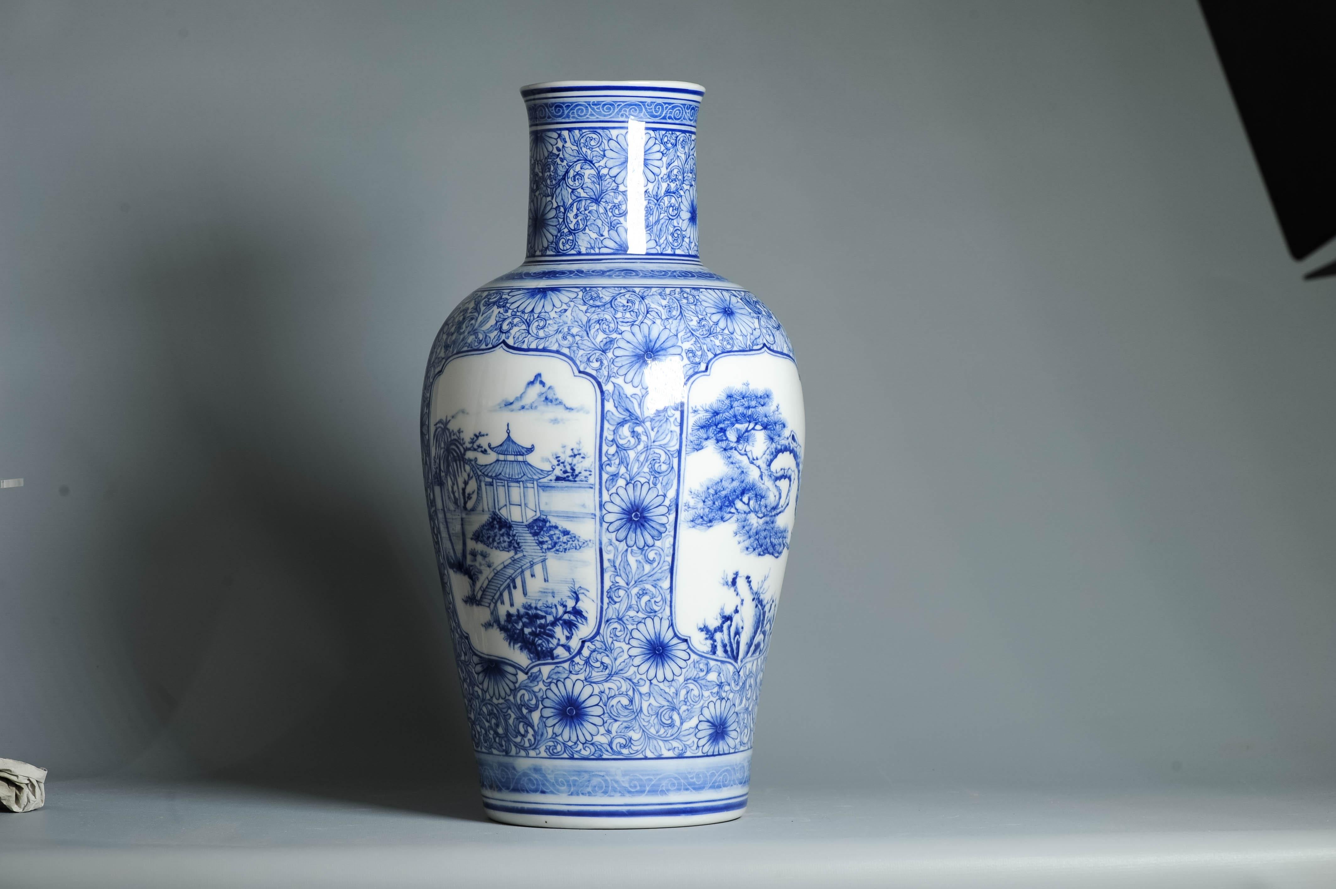 Vase PROC en porcelaine japonaise ou chinoise 20e/21e siècle Bon état - En vente à Amsterdam, Noord Holland