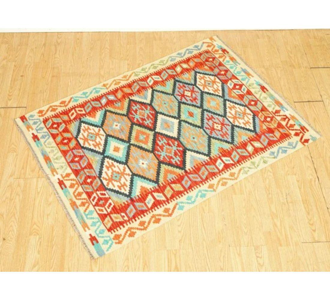 We are delighted to offer for sale this lovely Vintage Kilim Turkish rug.

We have lightly restored this by giving it a hand clean all over, hand waxed and hand polishing. 

Dimensions: 152 W x 105 D.

Please carefully look at the pictures to