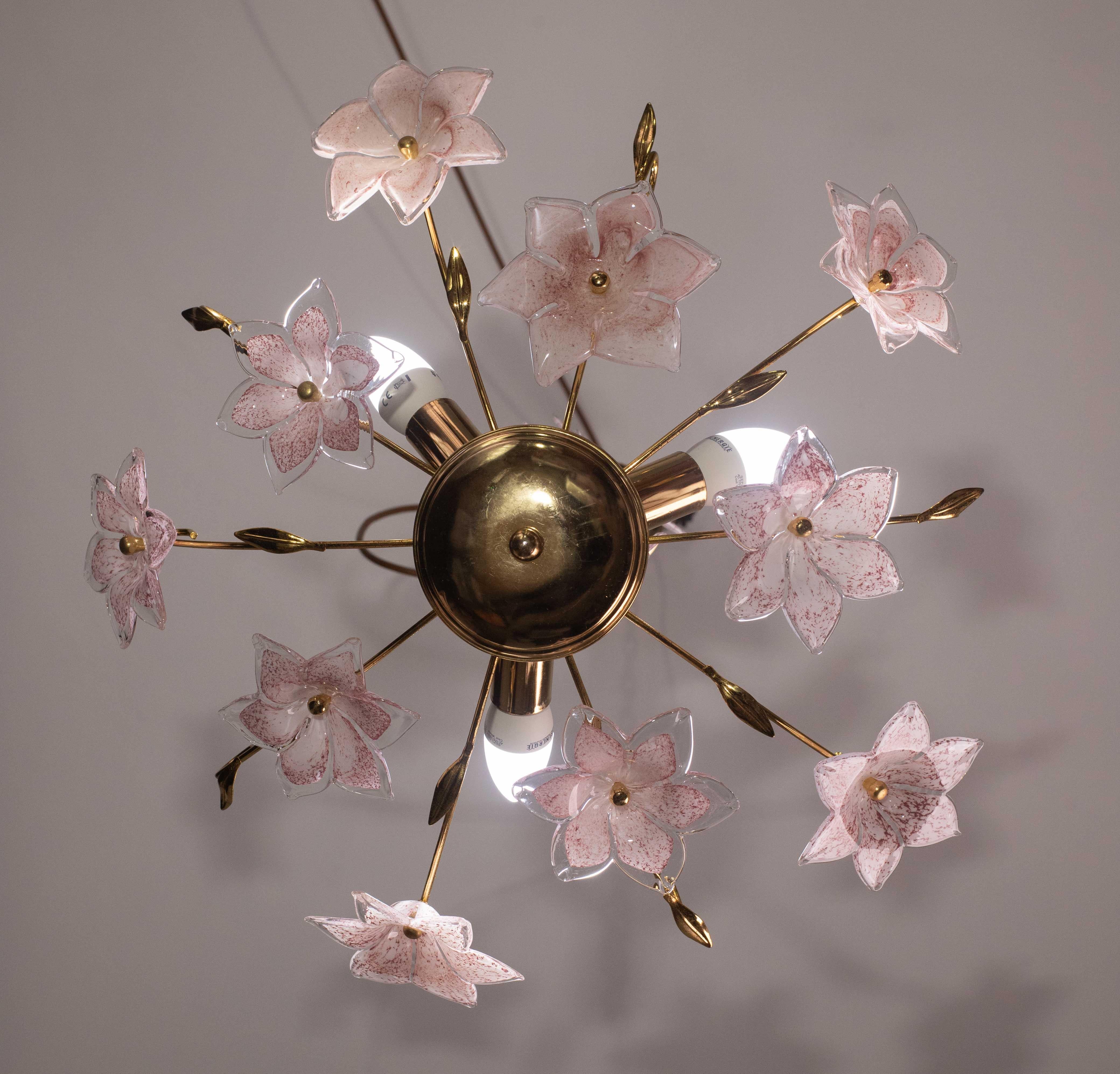 Grazioso lampadario di Murano Fiori rosa, 1970 in vendita 5