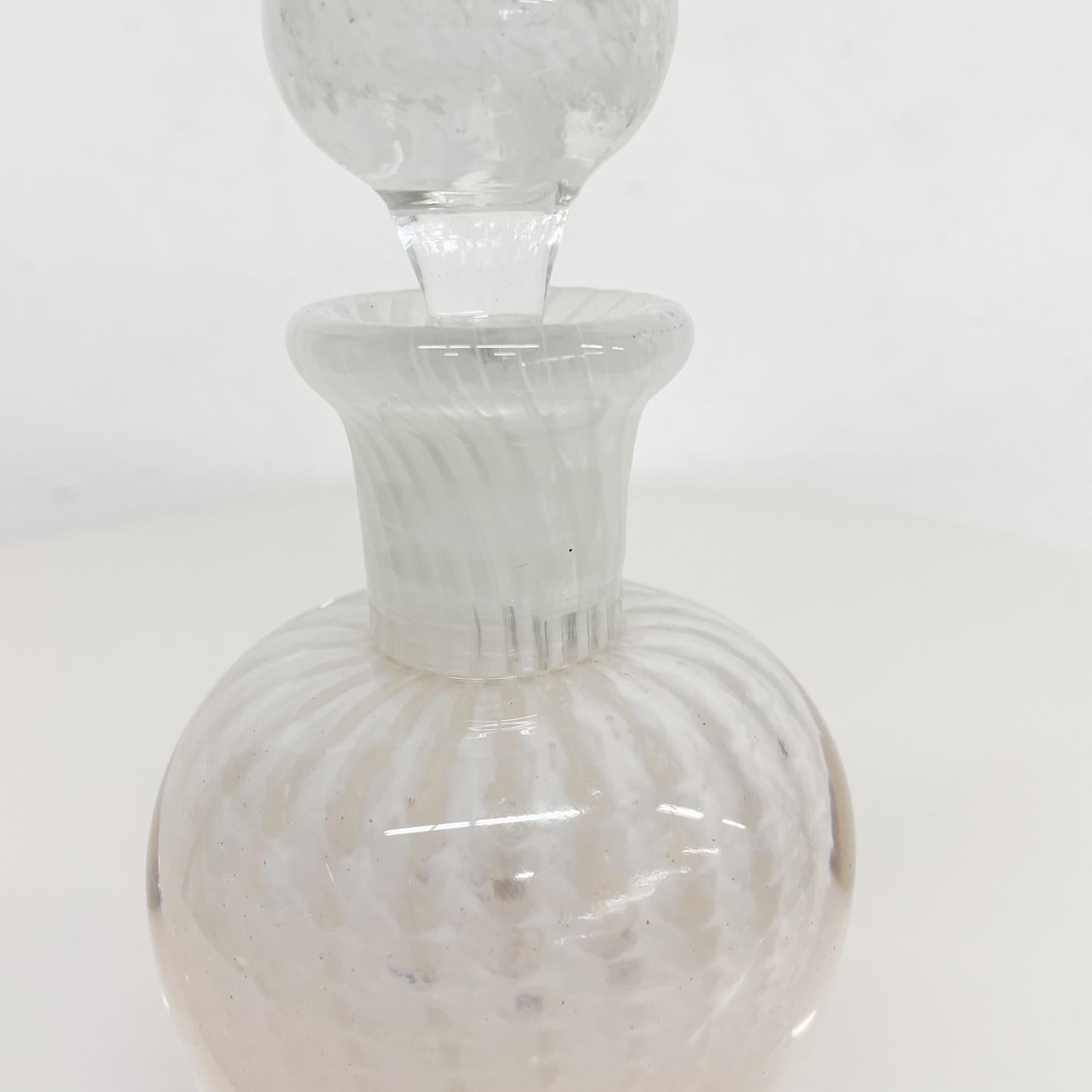 Lovely Murano Swirled White Art Glass Perfume Bottle with Stopper Italy In Good Condition In Chula Vista, CA