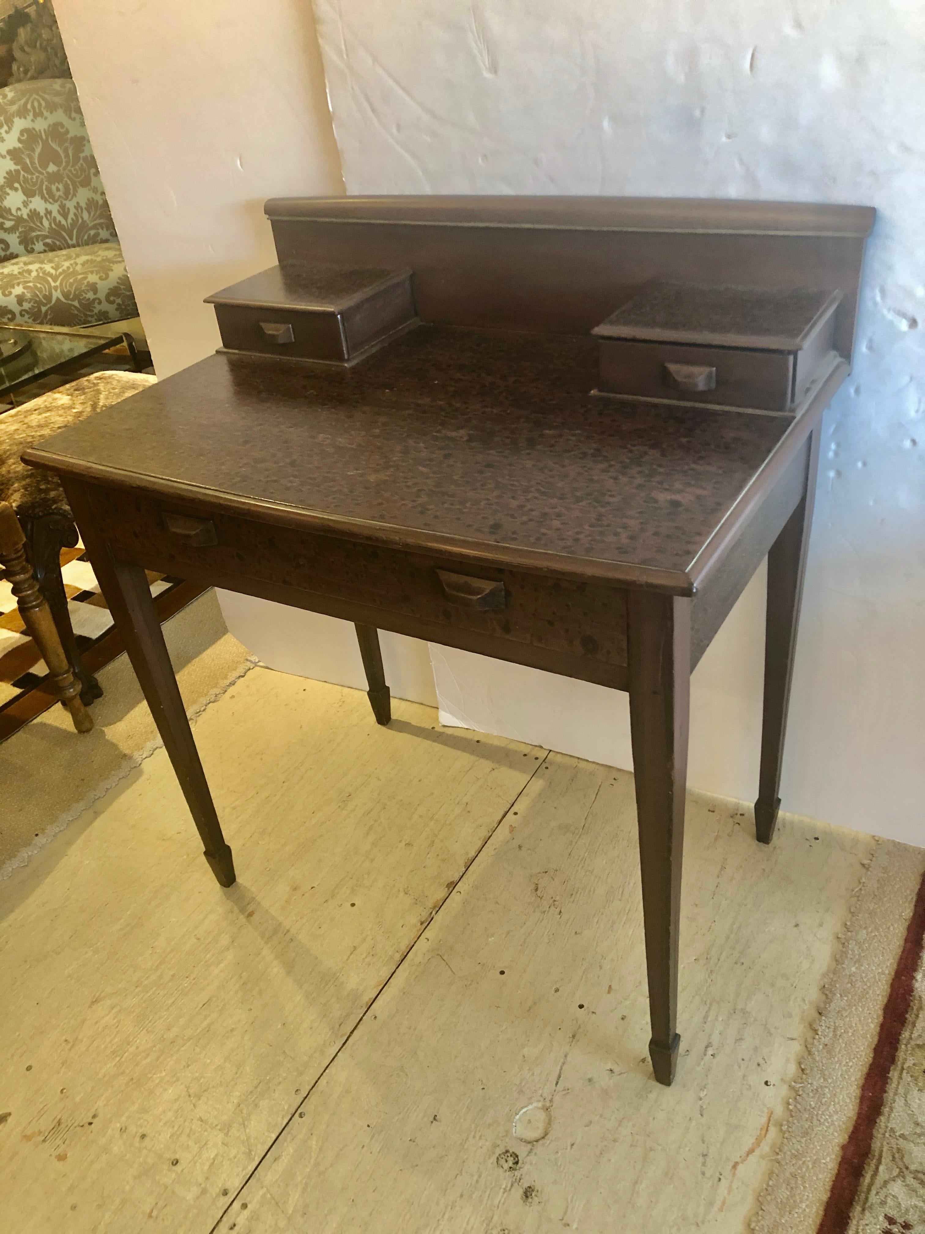 Lovely Nantucket Faux Painted Antique Writing Desk In Good Condition In Hopewell, NJ