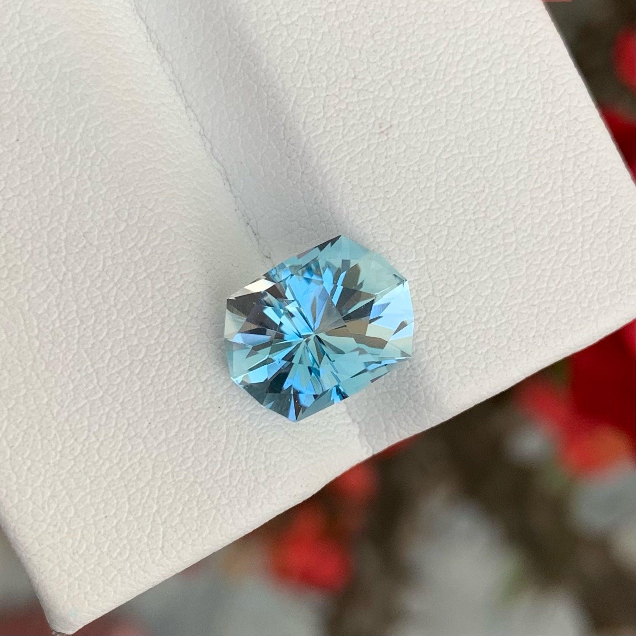 Lovely Natural Blue Loose Topaz Gemstone, available For Sale At Wholesale Price Natural High Quality 5.05 Carats Loupe Clean Clarity Normal Heat Topaz From Madagascar. 
Product Information:
GEMSTONE NAME: Lovely Natural Blue Loose Topaz