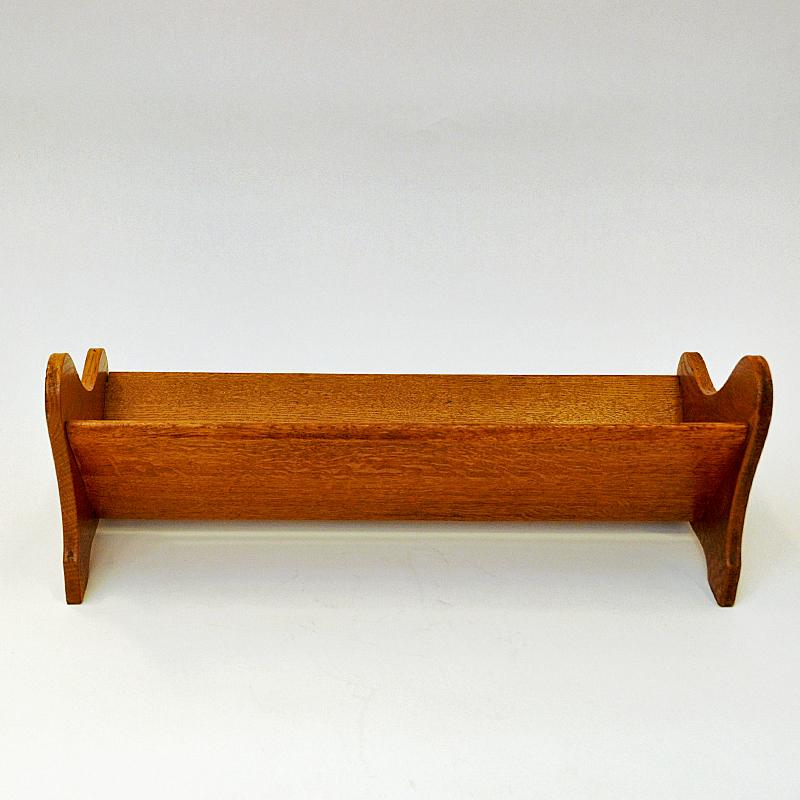 Unknown Lovely Oak Freestanding Vintage Book Shelf/Crib from the 1920