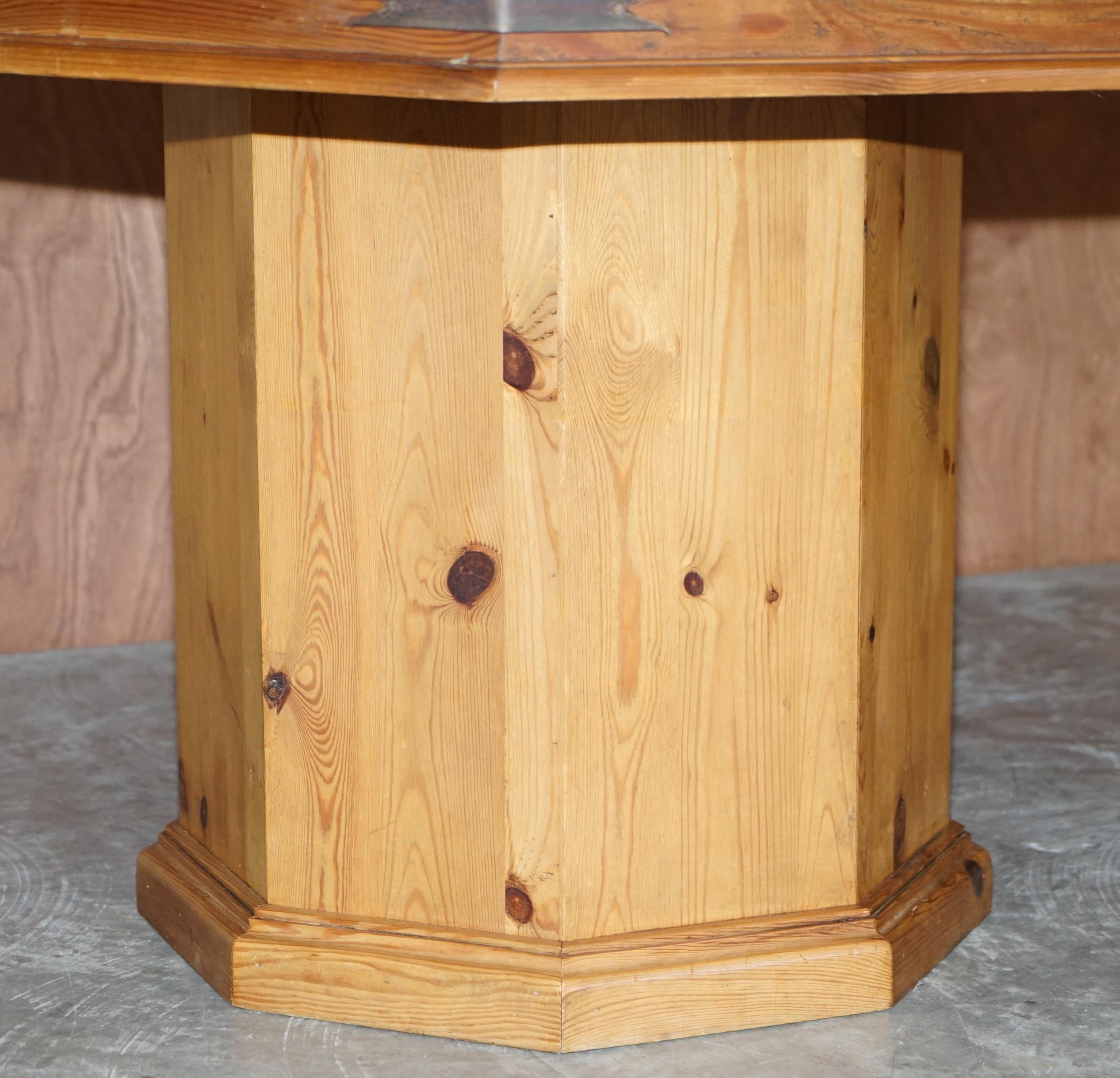 Lovely Octagonal Pine Vintage Dining Table with Pedestal Base & Iron Fittings For Sale 2