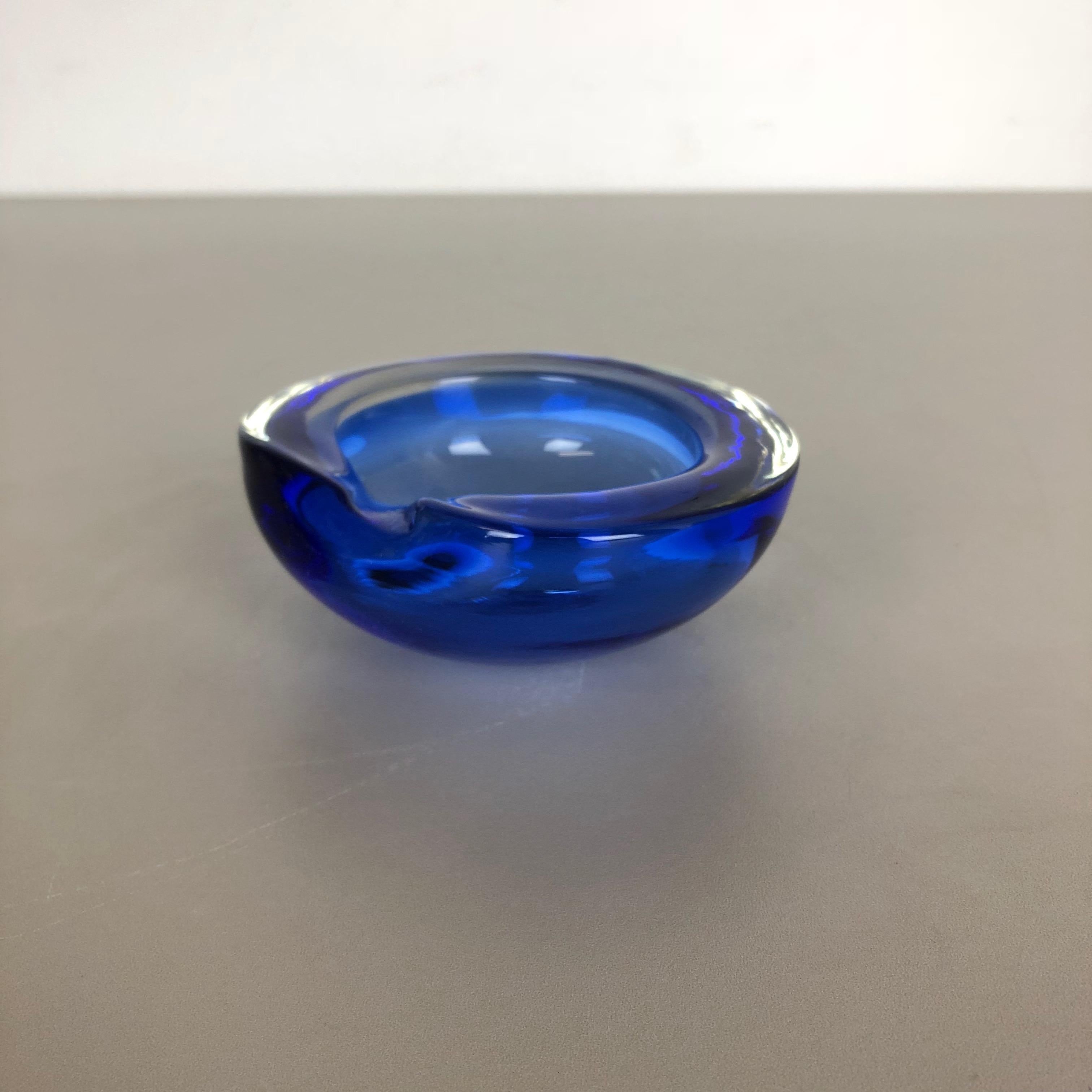 Mid-Century Modern Lovely Organic Blue Murano Glass Bowl Element Shell Ashtray Murano, Italy, 1970s