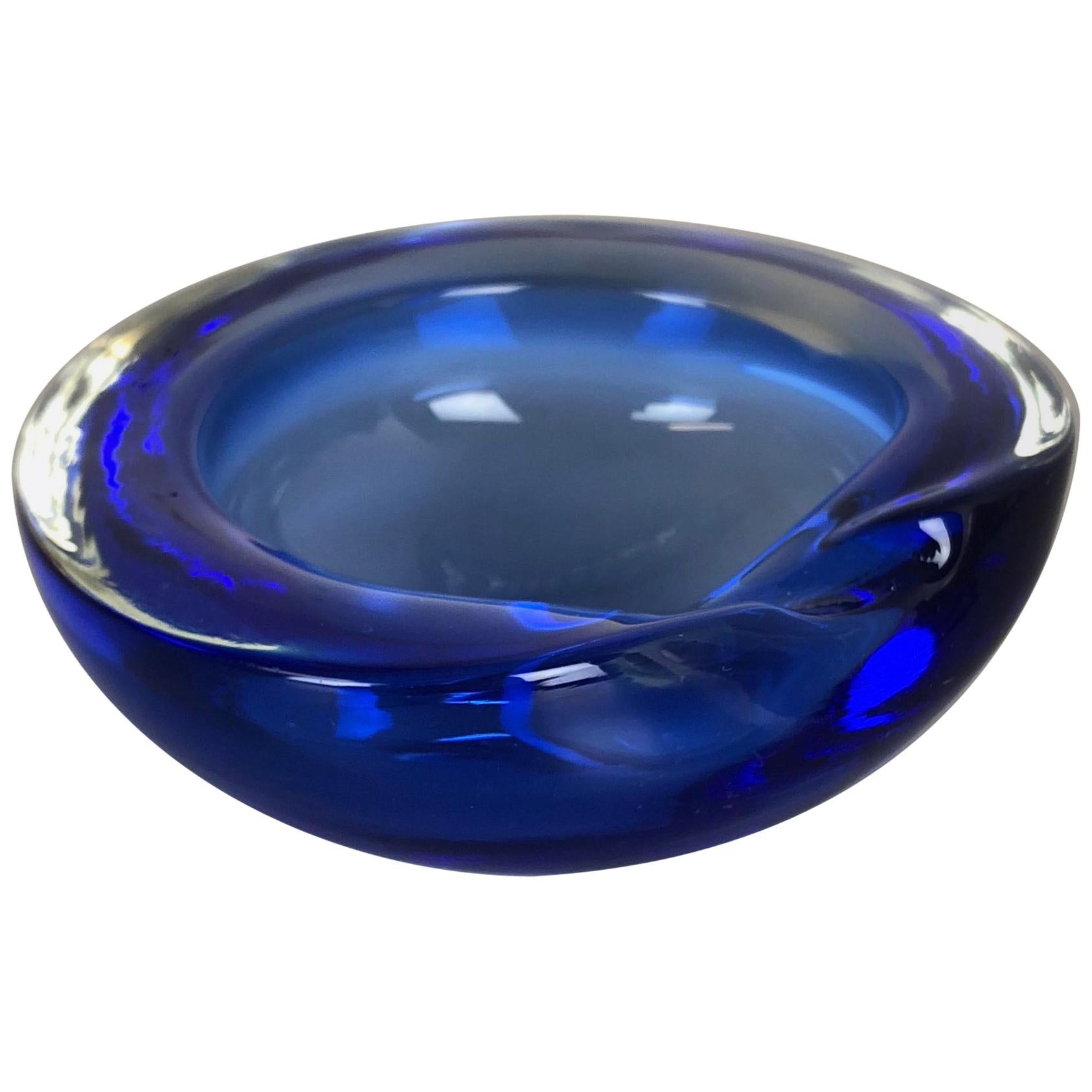 Lovely Organic Blue Murano Glass Bowl Element Shell Ashtray Murano, Italy, 1970s