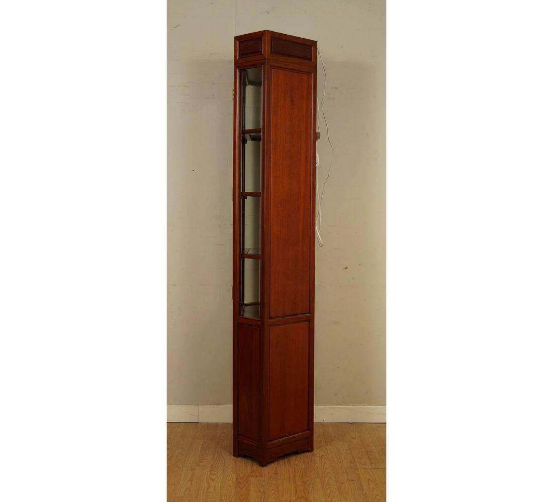 Lovely Oriental Chinese Longevity Corner Display Cabinet with Light 2