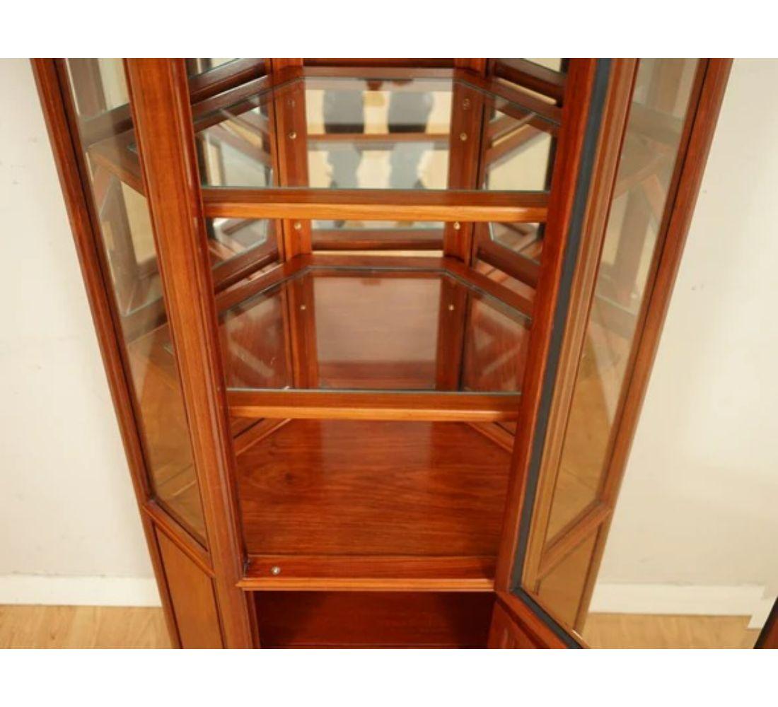 20th Century Lovely Oriental Chinese Longevity Corner Display Cabinet with Light