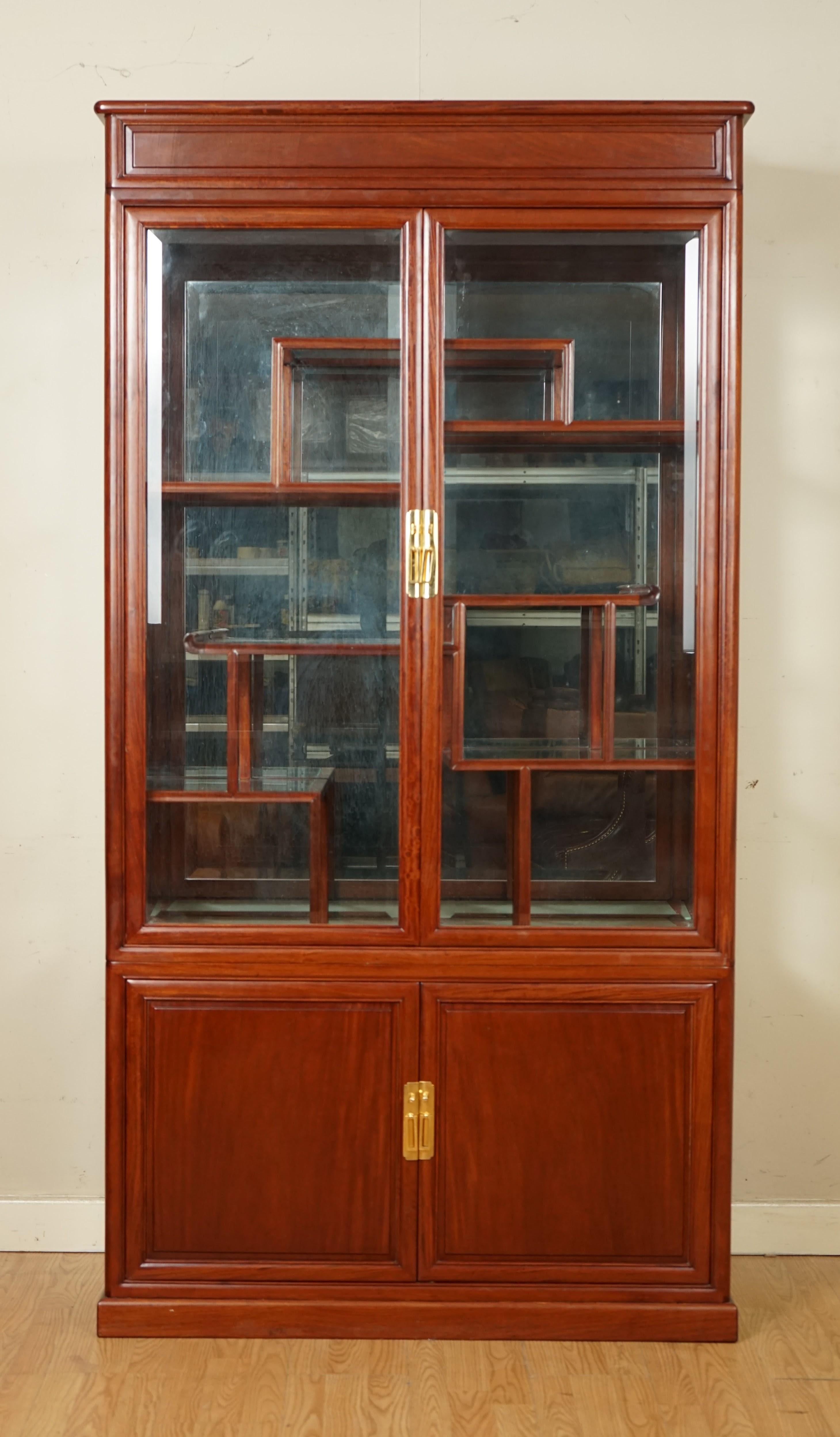 Lovely Oriental Chinese Rosewood Curio Display Cabinet Bookcase Working Light 3