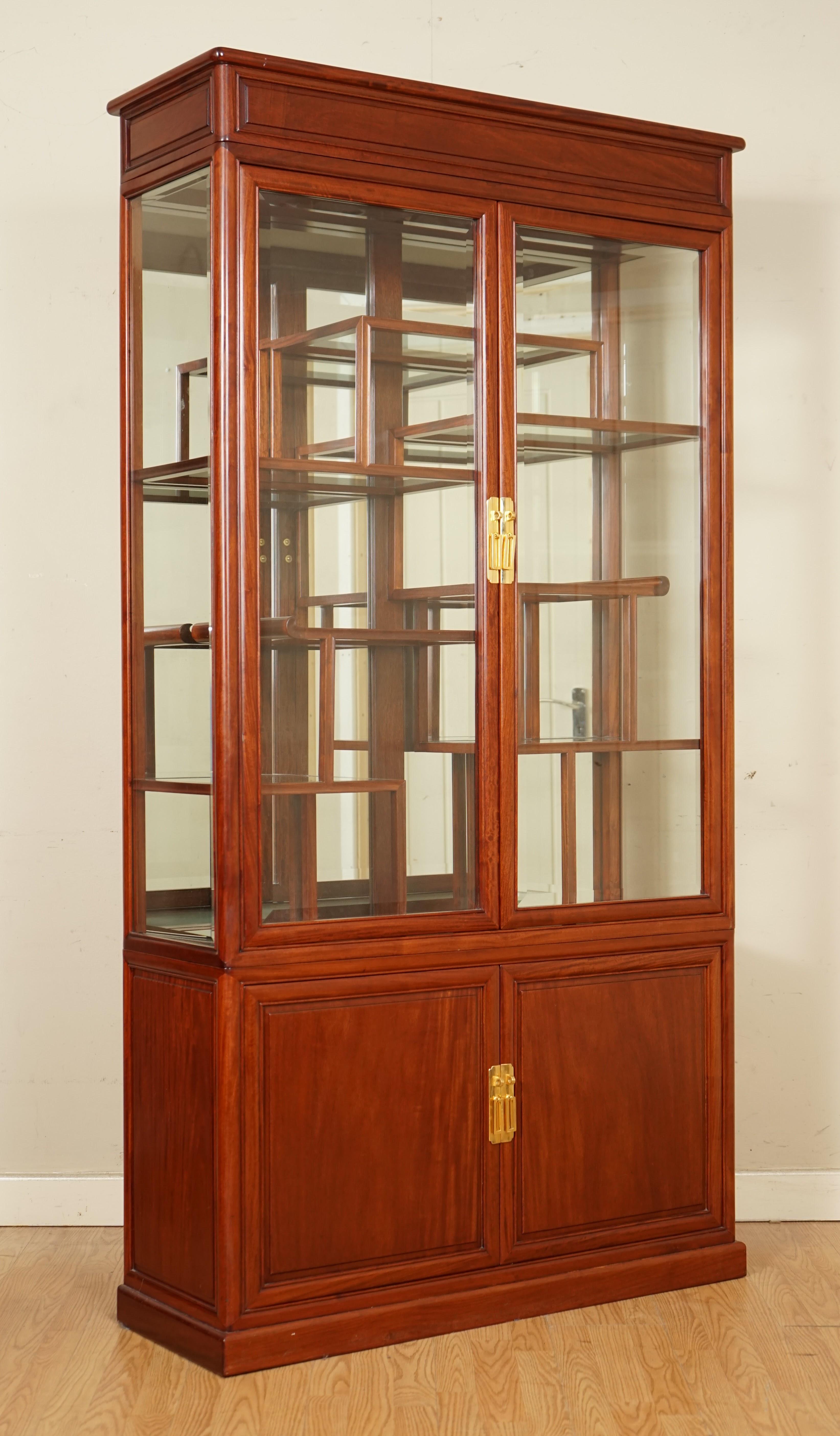 British Lovely Oriental Chinese Rosewood Curio Display Cabinet Bookcase Working Light