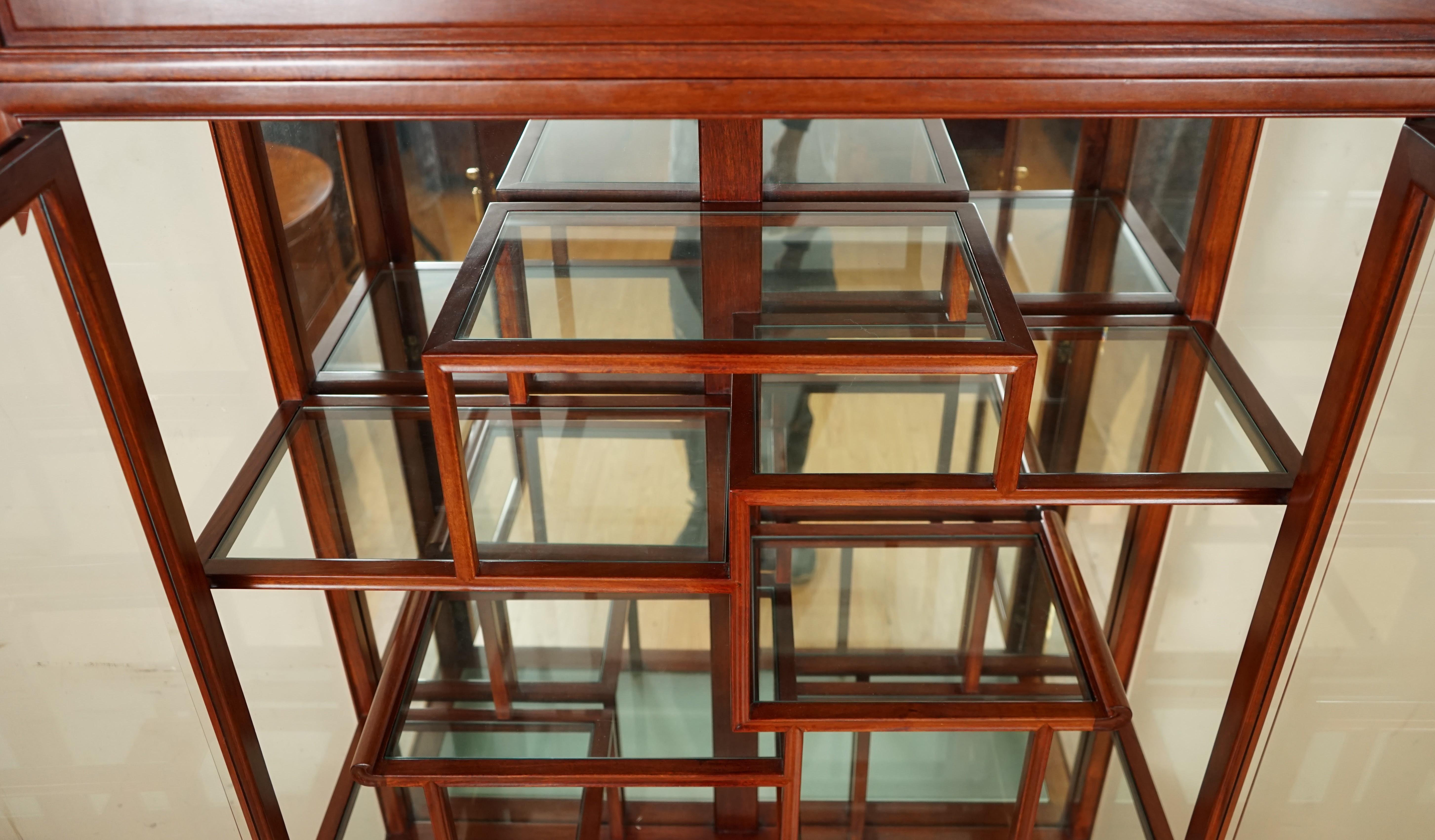 Lovely Oriental Chinese Rosewood Curio Display Cabinet Bookcase Working Light 1