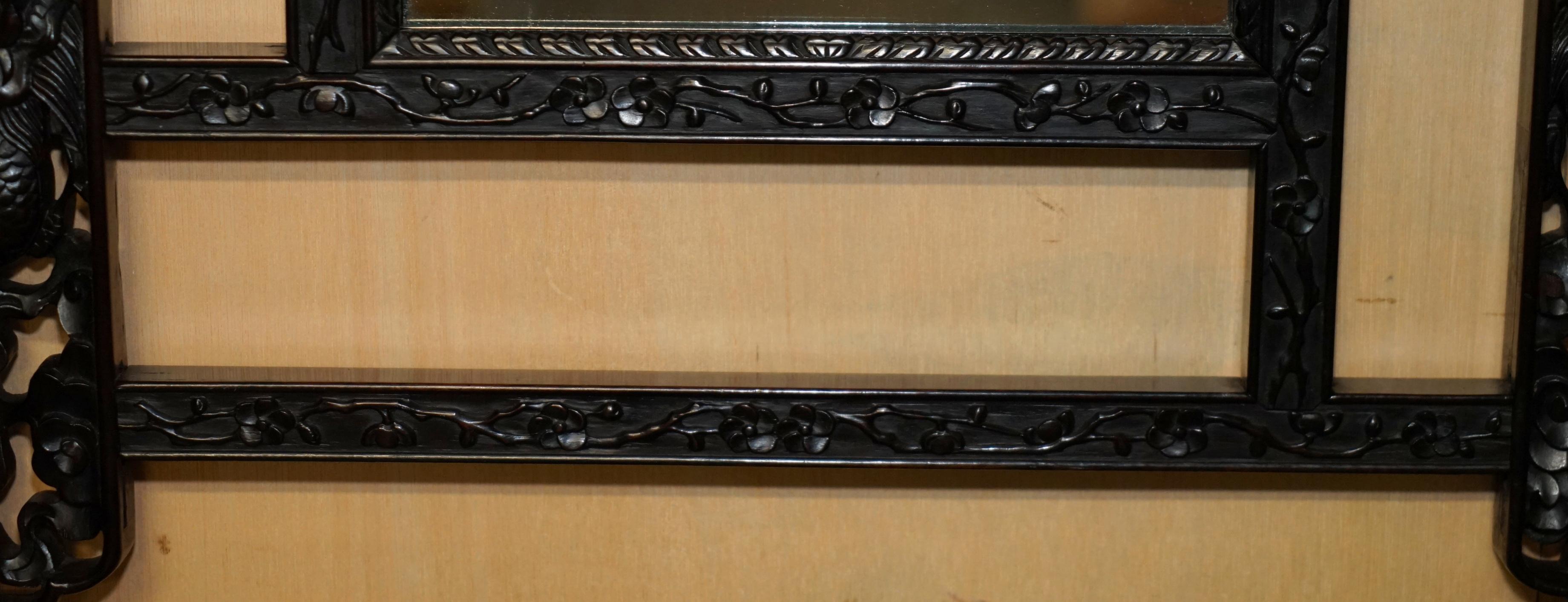 Magnifique miroir mural en forme de dragon chinois sculpté avec plaque d'origine. en vente 5