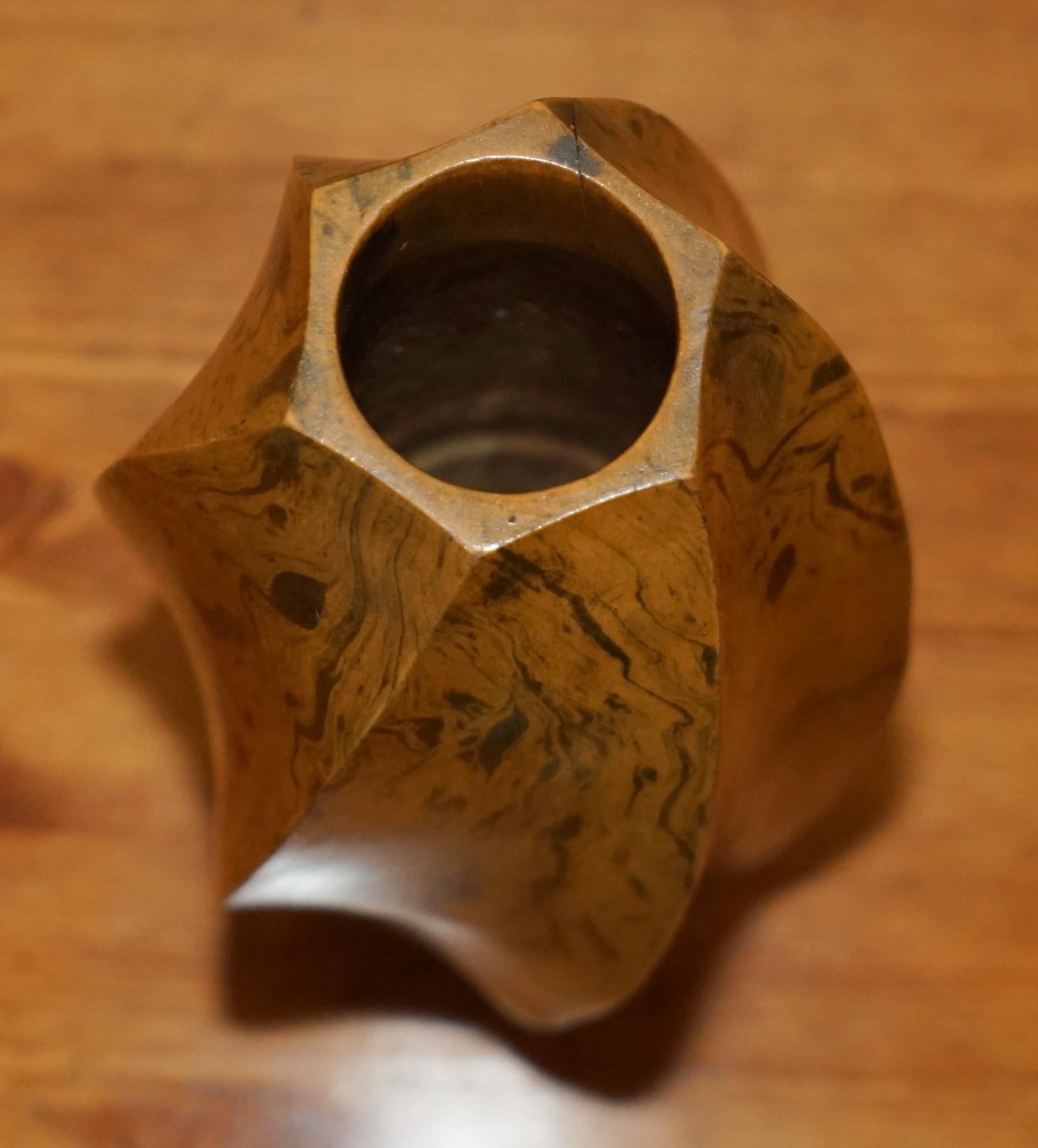 Mid-Century moderno VASO DI FIORI SPIRALI IN LEGNO DI OLIVIA ADORABILE, DA VEDERE PATINA IN LEGNO! in vendita