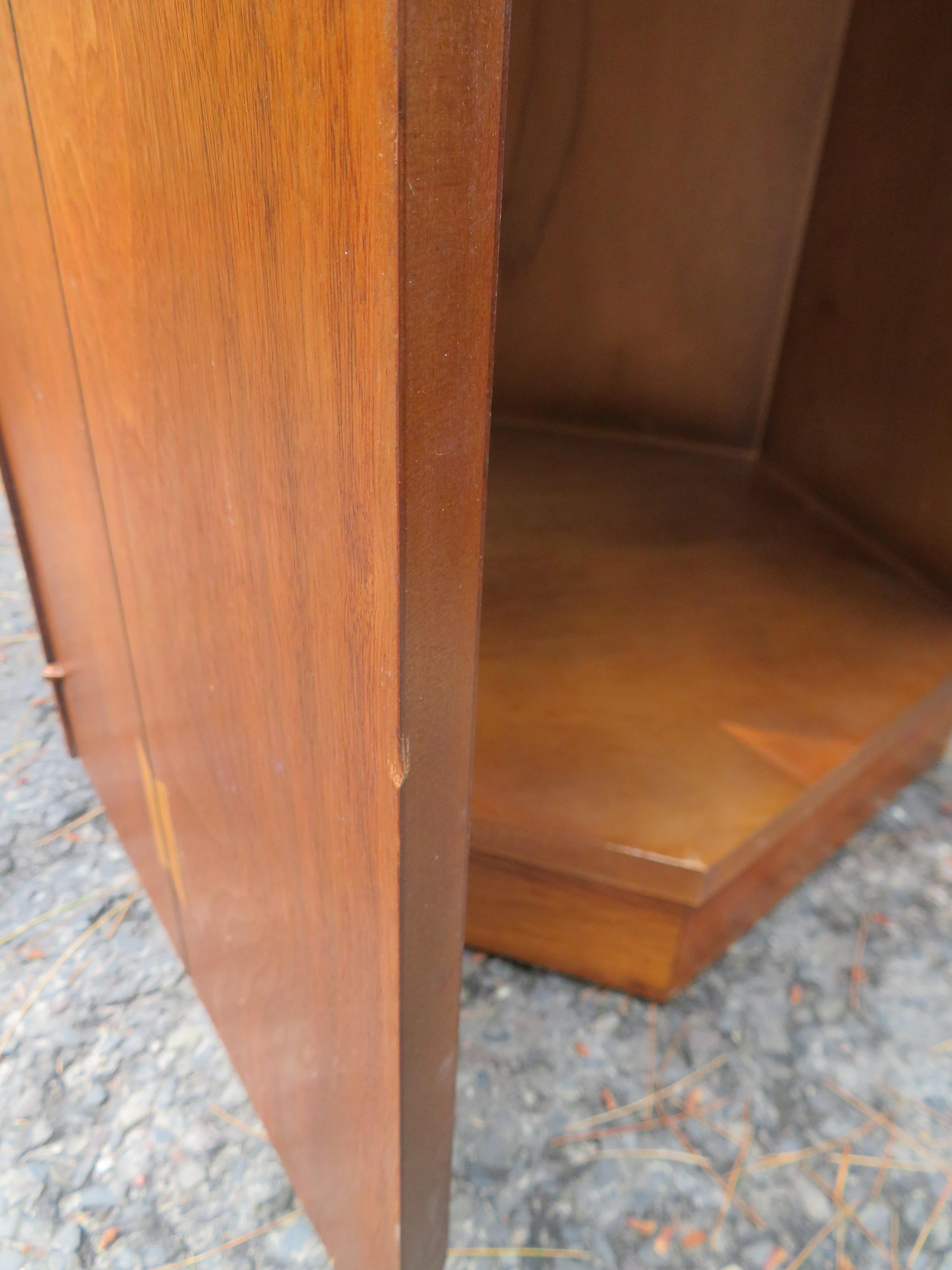 Lovely Pair Andre Bus Lane Acclaim Drum End Side Table, Mid-Century Modern 3
