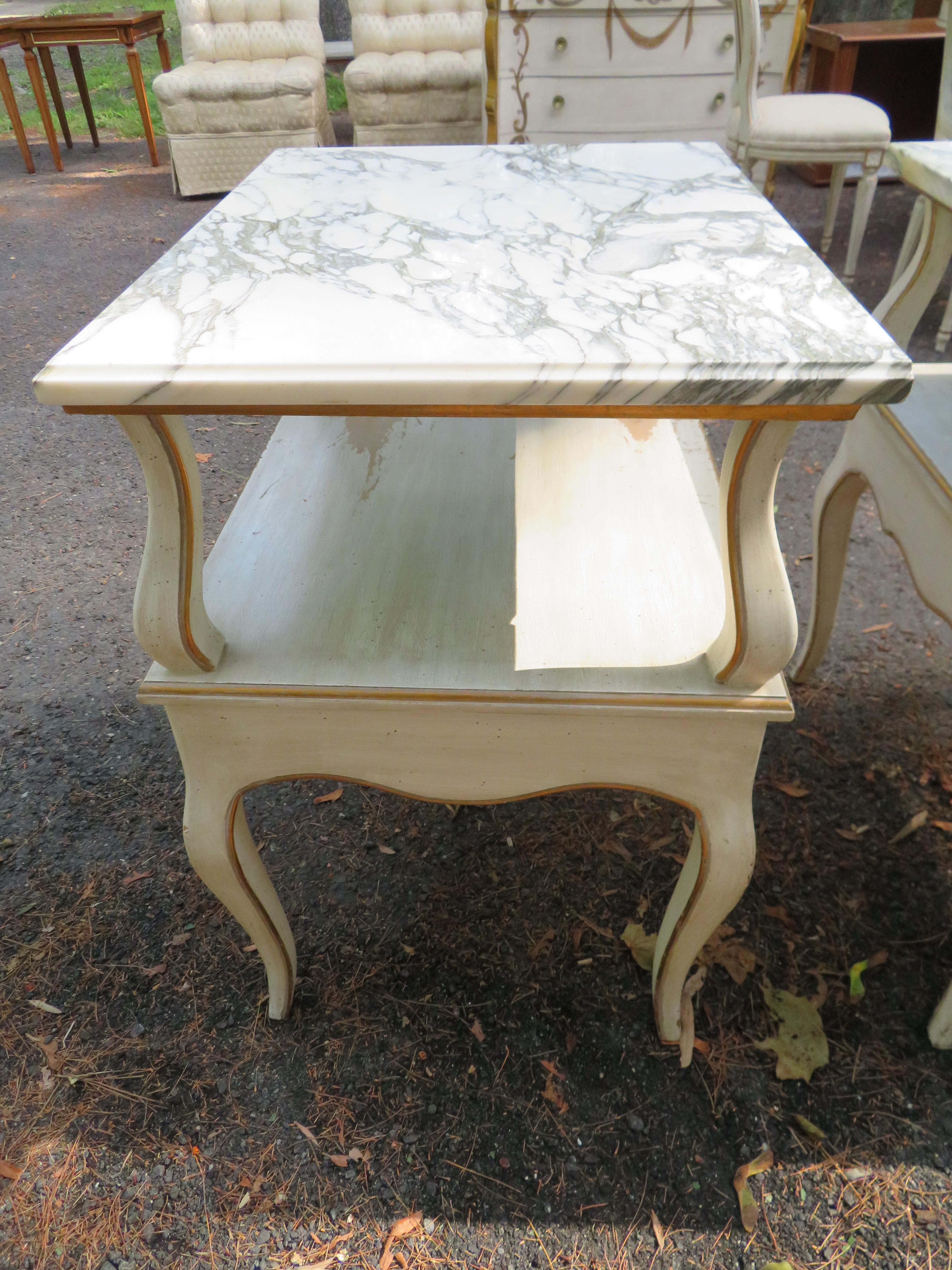 Lovely Pair of Dorothy Draper Style Marble-Top Nightstands Hollywood Regency For Sale 1