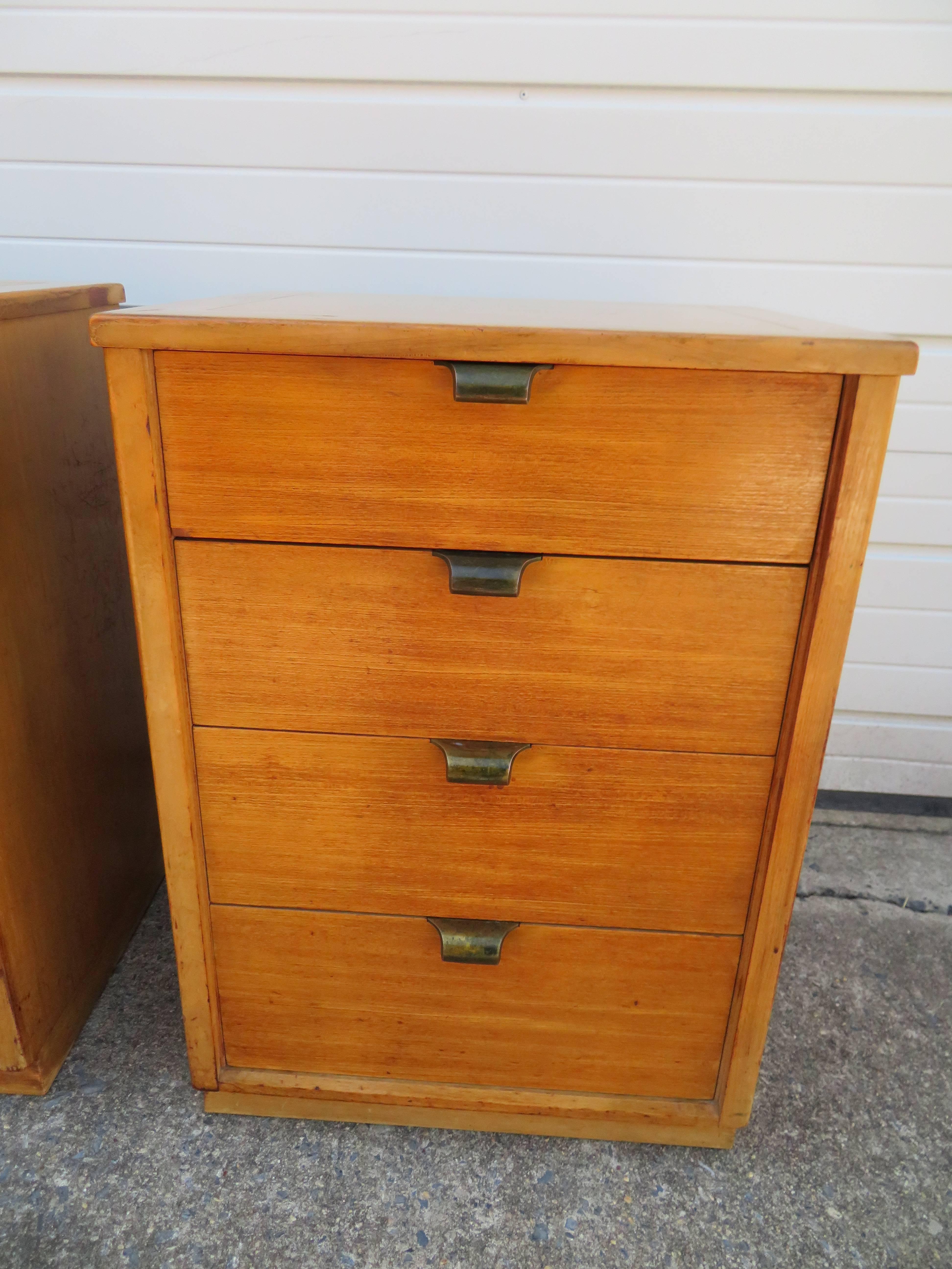 Plated Lovely Pair of Edward Wormley for Drexel Precedent Nightstand Mid-Century Modern For Sale