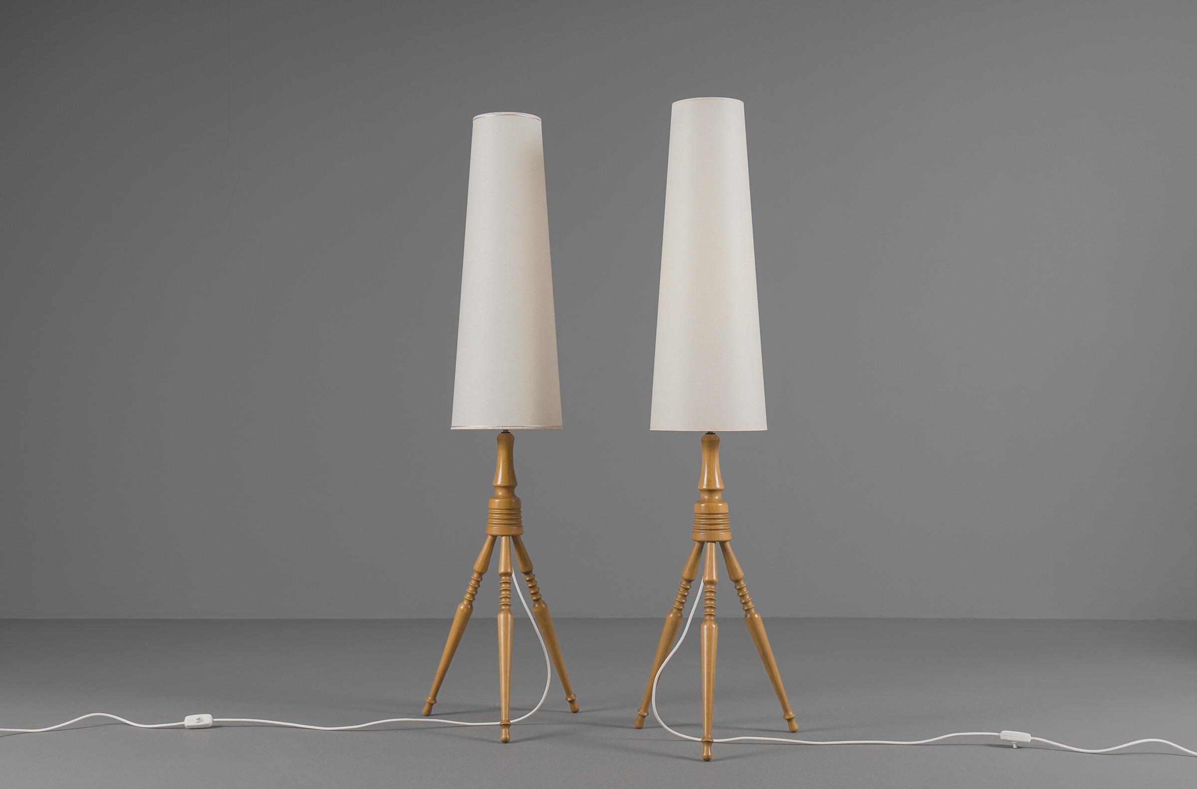 Lovely Pair Mid-Century Modern Floor Lamps in Wood, 1960s, France For Sale 6