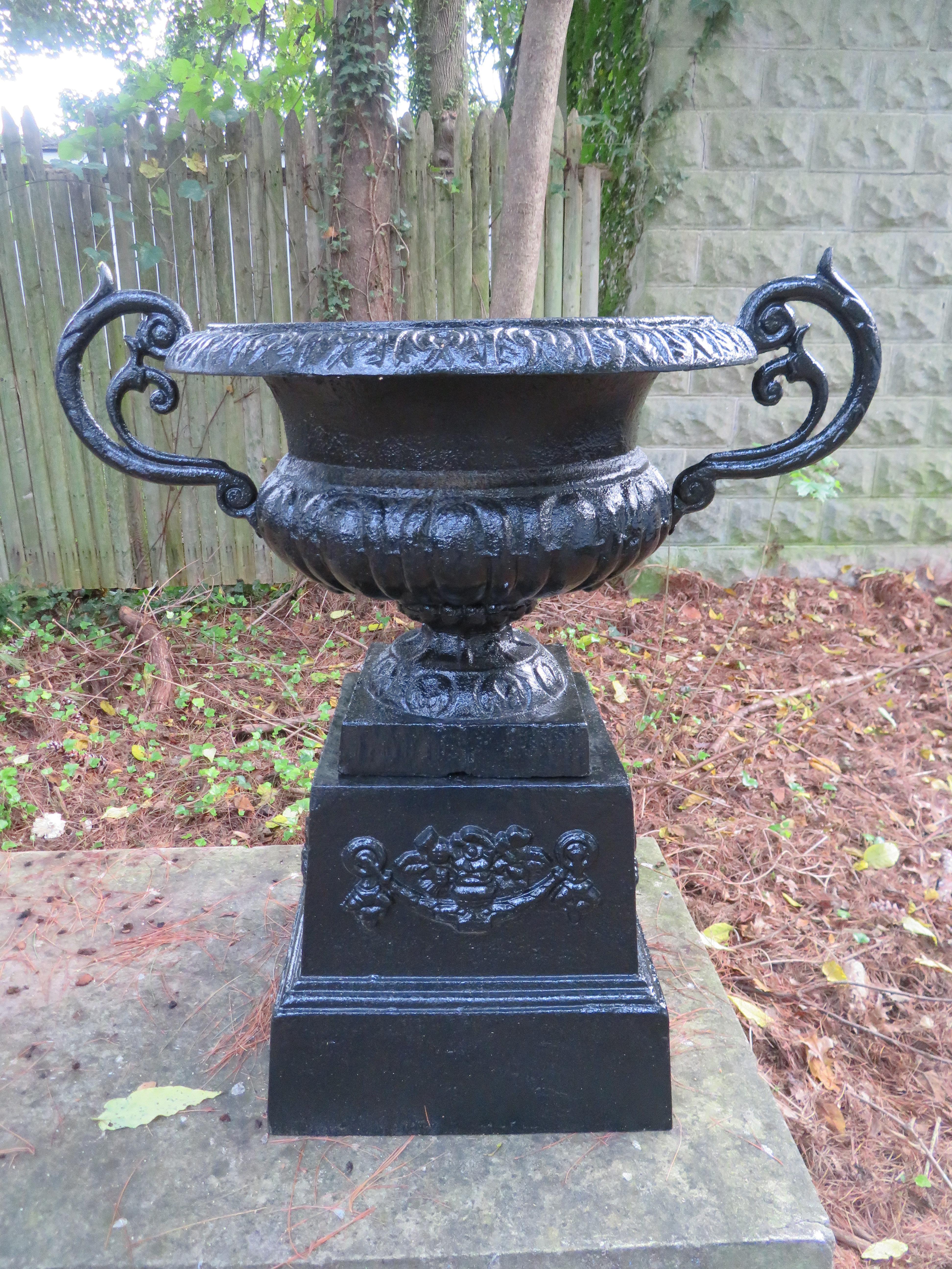 Lovely Pair of 20th Century Cast-Iron Vintage Victorian Style Urns 3