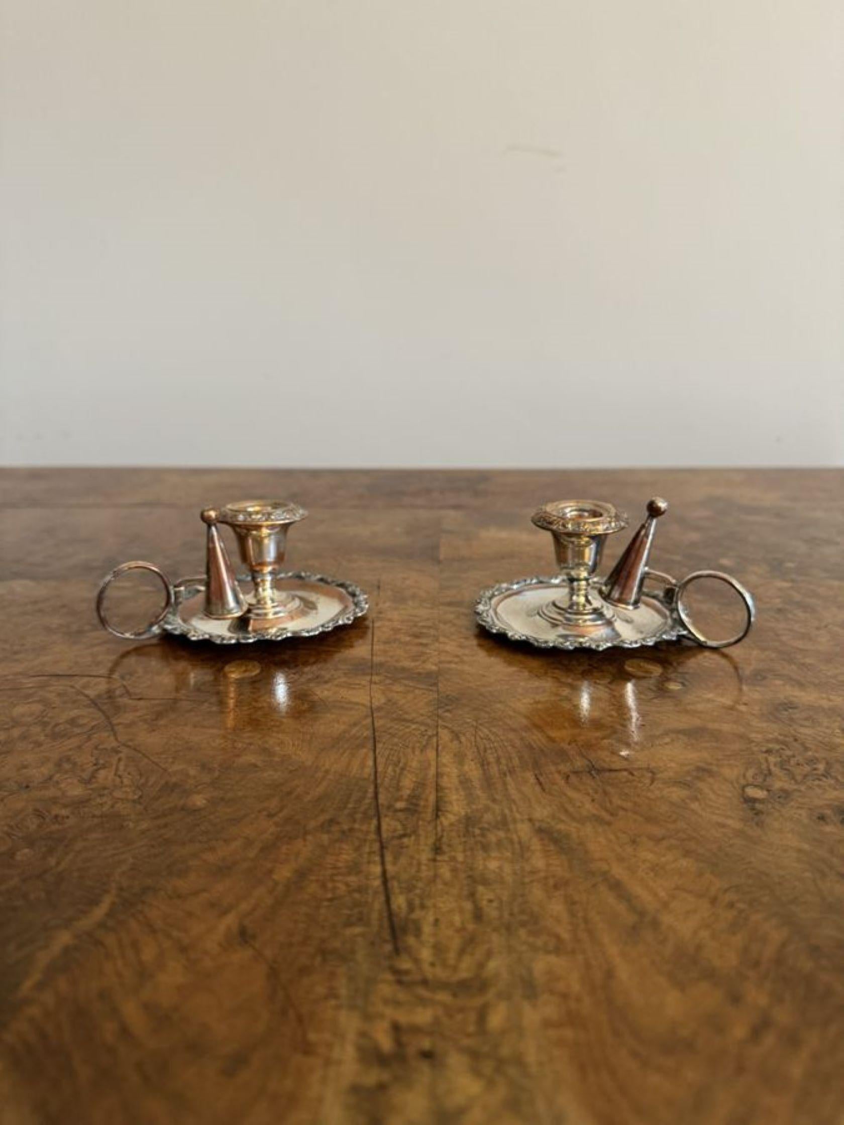 Lovely pair of antique George III silver plated chamber sticks  In Good Condition For Sale In Ipswich, GB