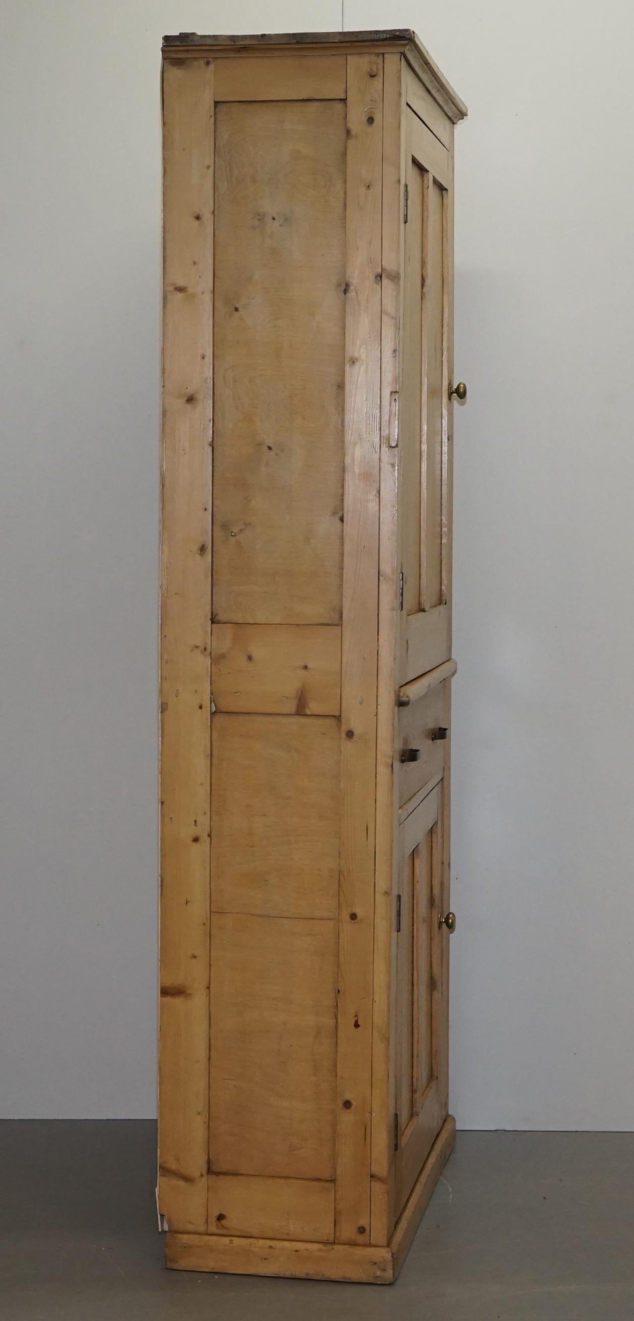 Lovely Pair of Antique Victorian circa 1880 Pine Kitchen Pot Cupboards + Drawers 2