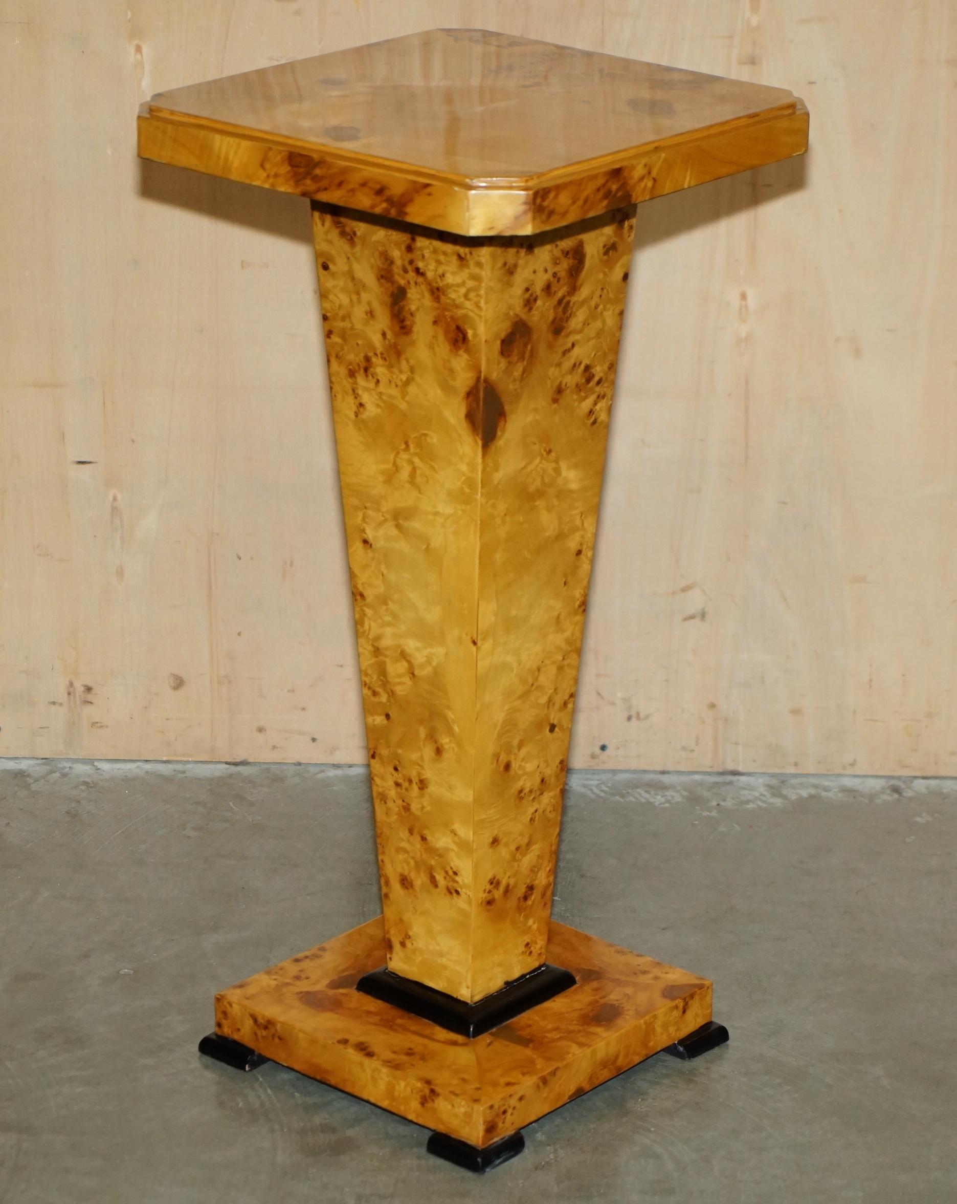LOVELY PAiR OF ART DECO BIEDERMEIER STYLE BURR WALNUT PLANT JARDINIERE STANDS For Sale 4