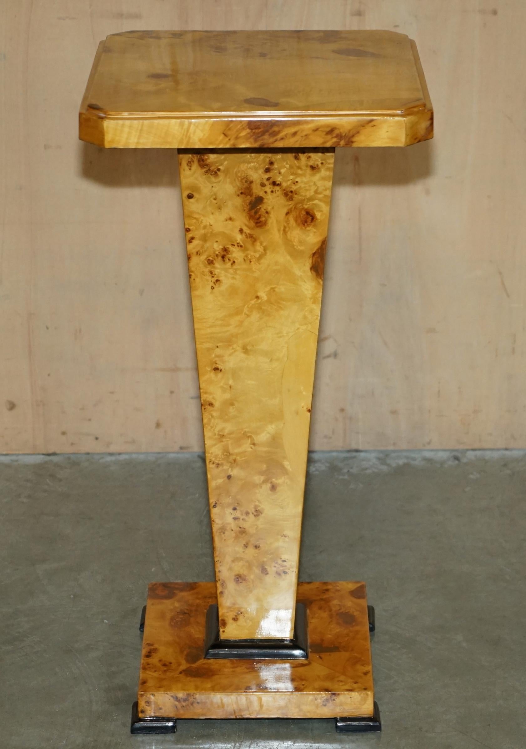LOVELY PAiR OF ART DECO BIEDERMEIER STYLE BURR WALNUT PLANT JARDINIERE STANDS For Sale 5